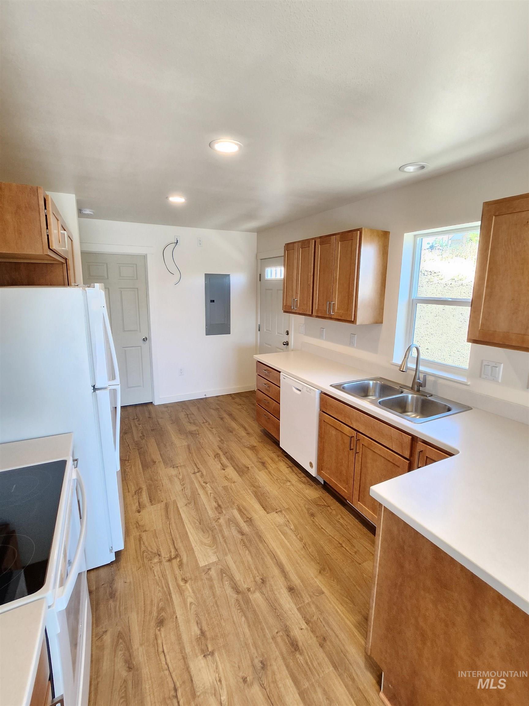 433 Powers Ave, Moscow, Idaho 83843, 2 Bedrooms, 1 Bathroom, Residential For Sale, Price $170,000, 98926608