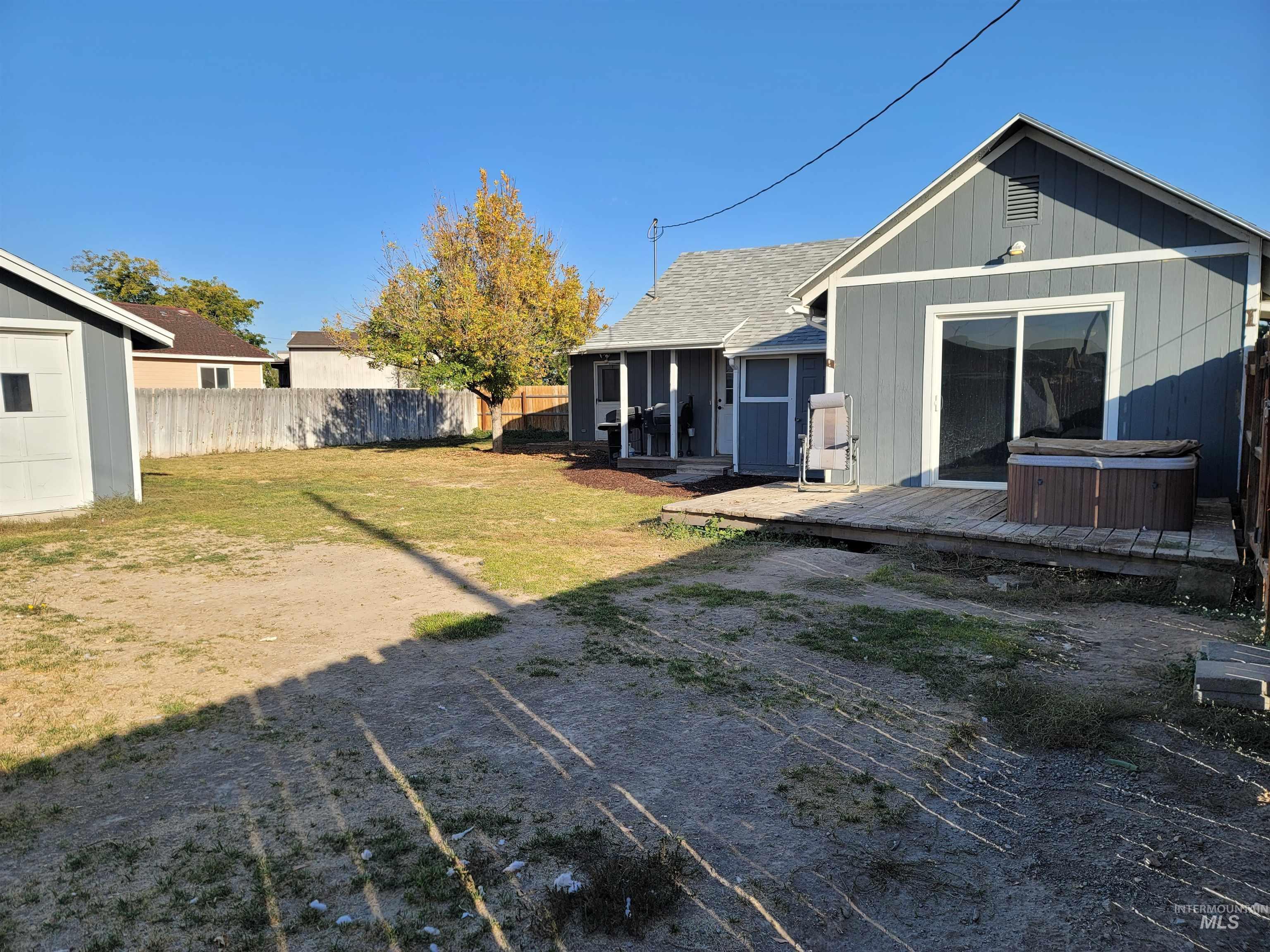 731 Wendell Street, Twin Falls, Idaho 83301, 3 Bedrooms, 2 Bathrooms, Residential For Sale, Price $315,000,MLS 98926631