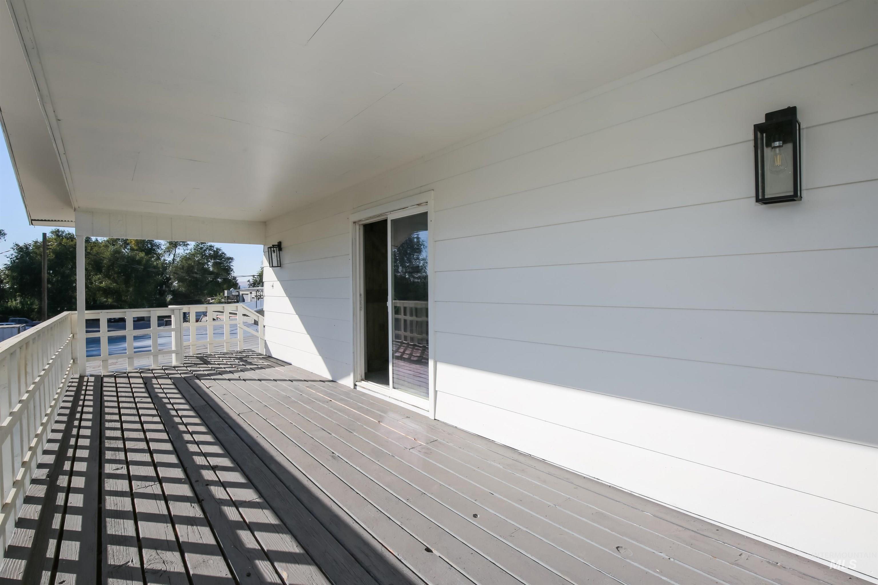 1817 Laurel Drive, Ontario, Oregon 97914, 6 Bedrooms, 5 Bathrooms, Residential For Sale, Price $499,900, 98926673