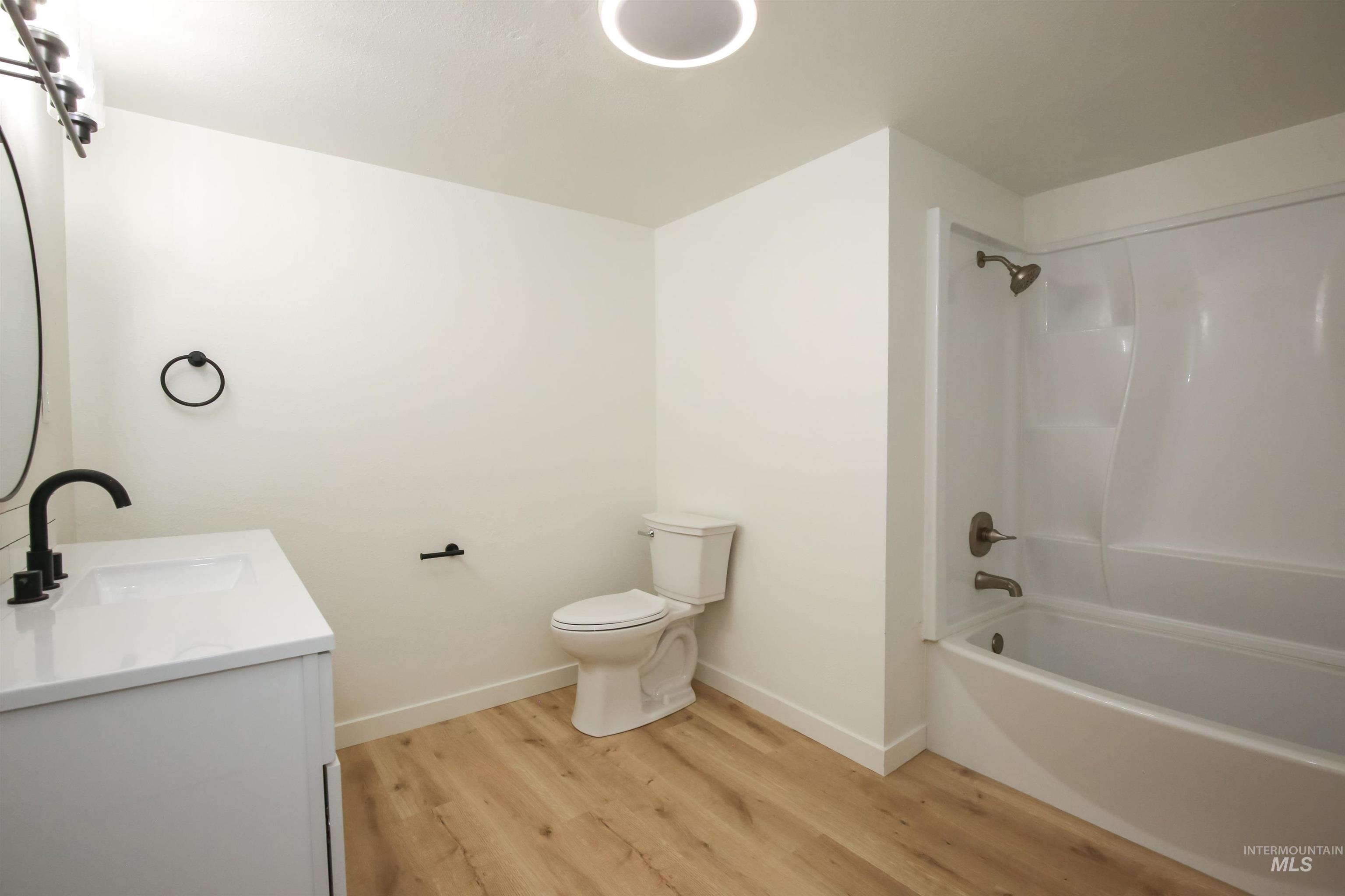 1817 Laurel Drive, Ontario, Oregon 97914, 6 Bedrooms, 5 Bathrooms, Residential For Sale, Price $499,900, 98926673