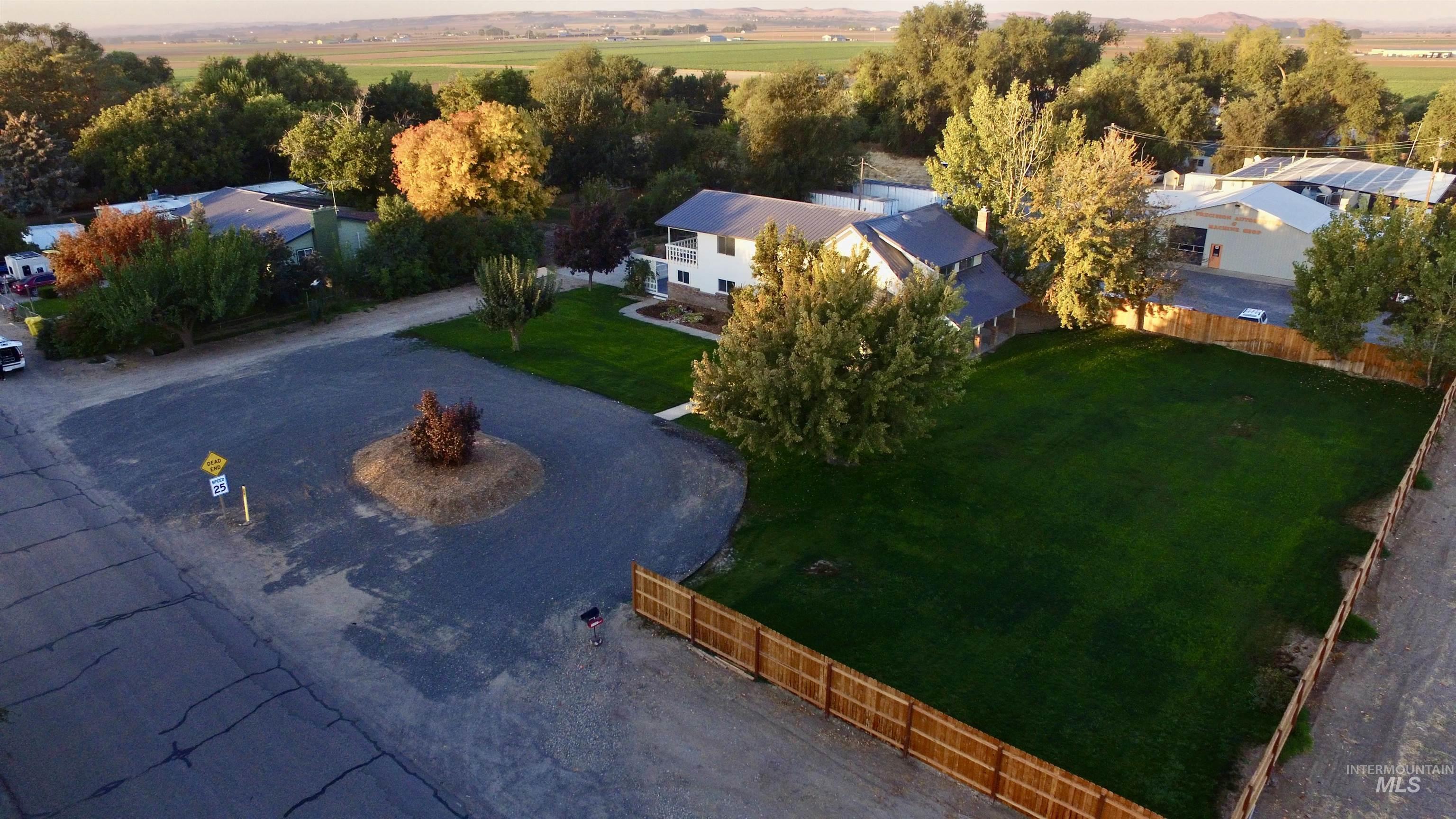 1817 Laurel Drive, Ontario, Oregon 97914, 6 Bedrooms, 5 Bathrooms, Residential For Sale, Price $499,900, 98926673