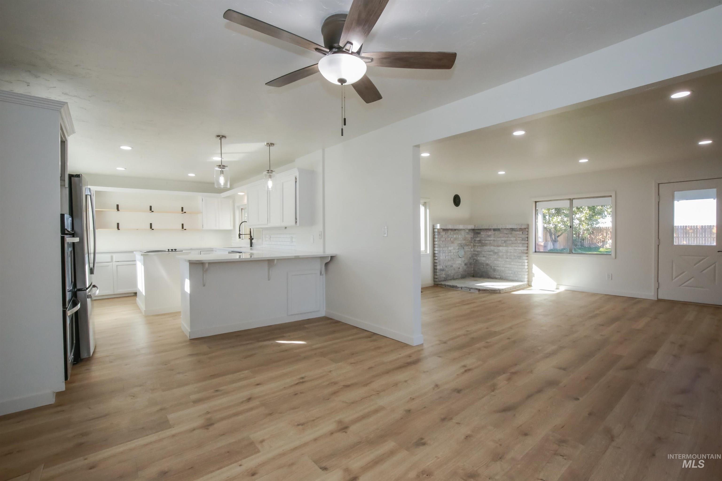 1817 Laurel Drive, Ontario, Oregon 97914, 6 Bedrooms, 5 Bathrooms, Residential For Sale, Price $499,900, 98926673