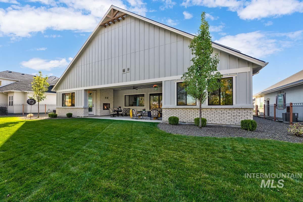 7334 W Palamas Dr, Eagle, Idaho 83616, 4 Bedrooms, 3.5 Bathrooms, Residential For Sale, Price $1,075,000,MLS 98926827