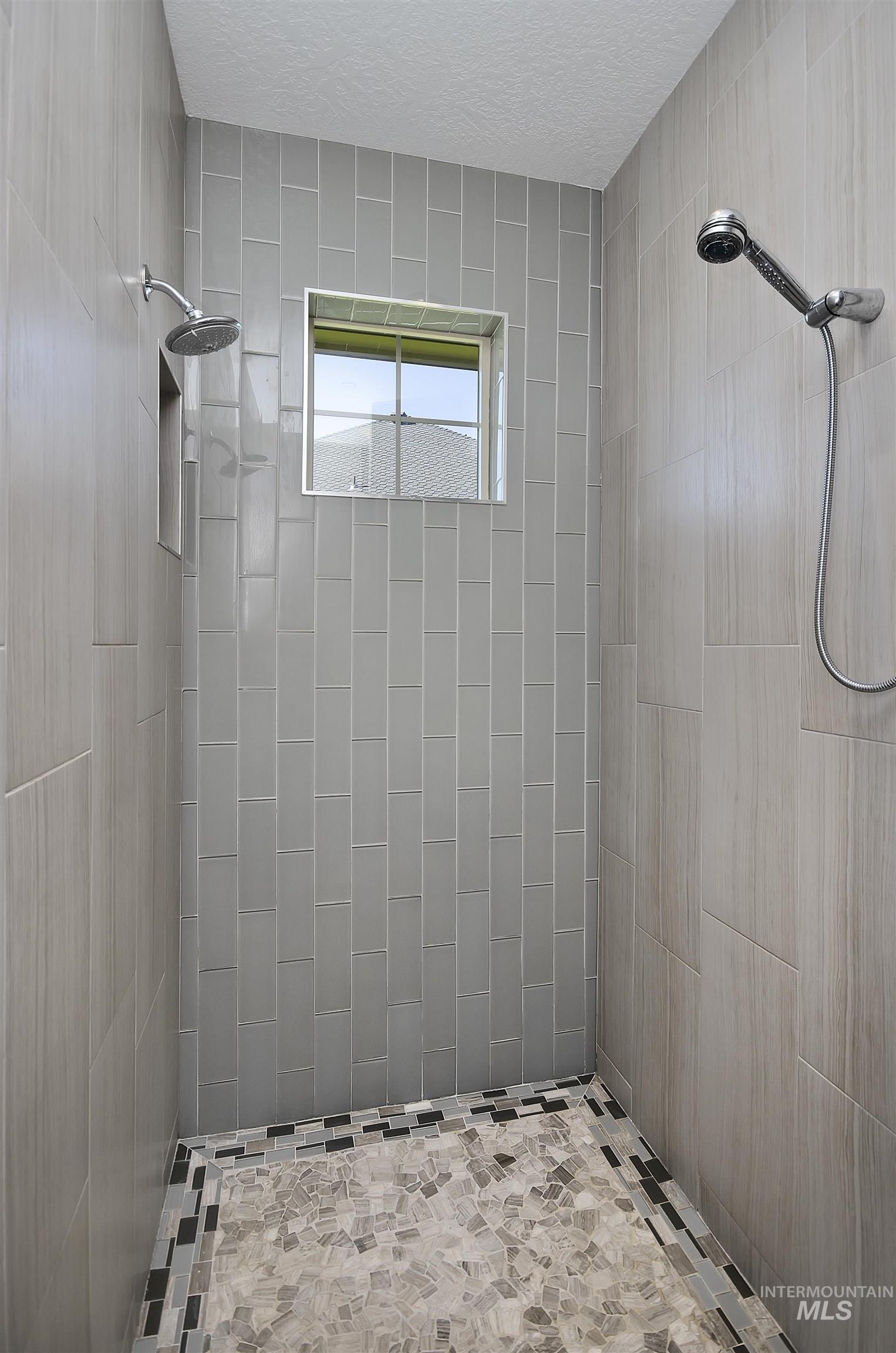 5477 N Quail Summit Pl, Boise, Idaho 83703, 5 Bedrooms, 4 Bathrooms, Residential For Sale, Price $1,350,000, 98927063