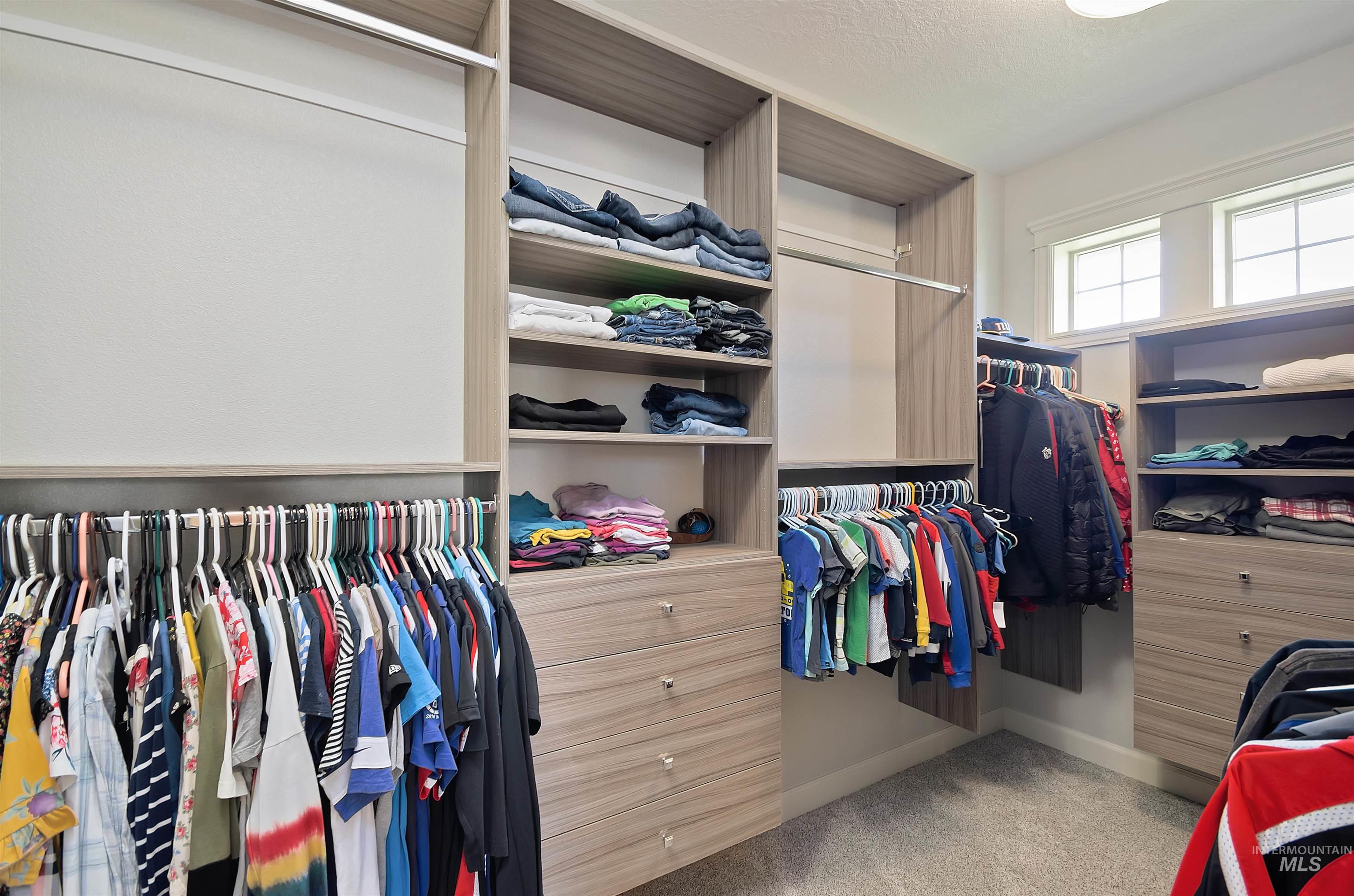 5477 N Quail Summit Pl, Boise, Idaho 83703, 5 Bedrooms, 4 Bathrooms, Residential For Sale, Price $1,350,000, 98927063