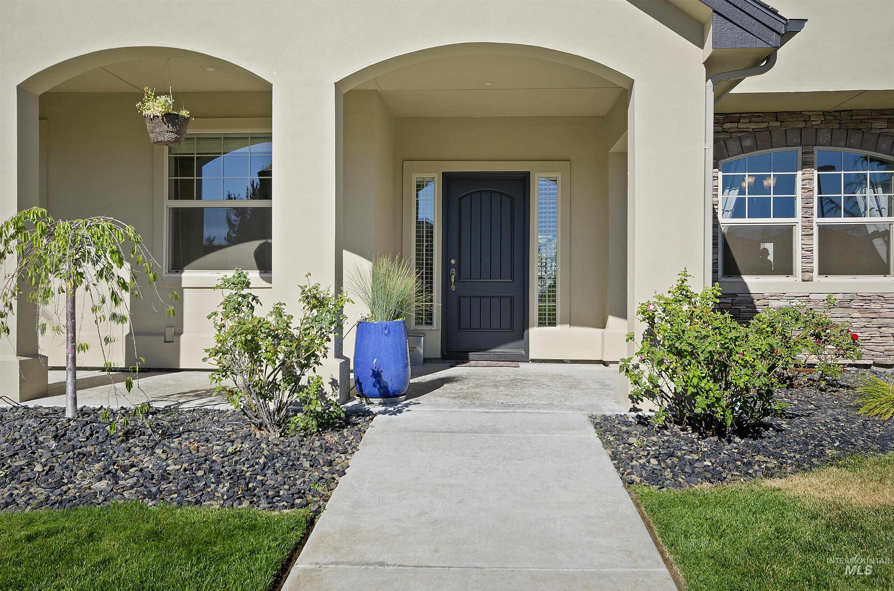 5477 N Quail Summit Pl, Boise, Idaho 83703, 5 Bedrooms, 4 Bathrooms, Residential For Sale, Price $1,350,000, 98927063