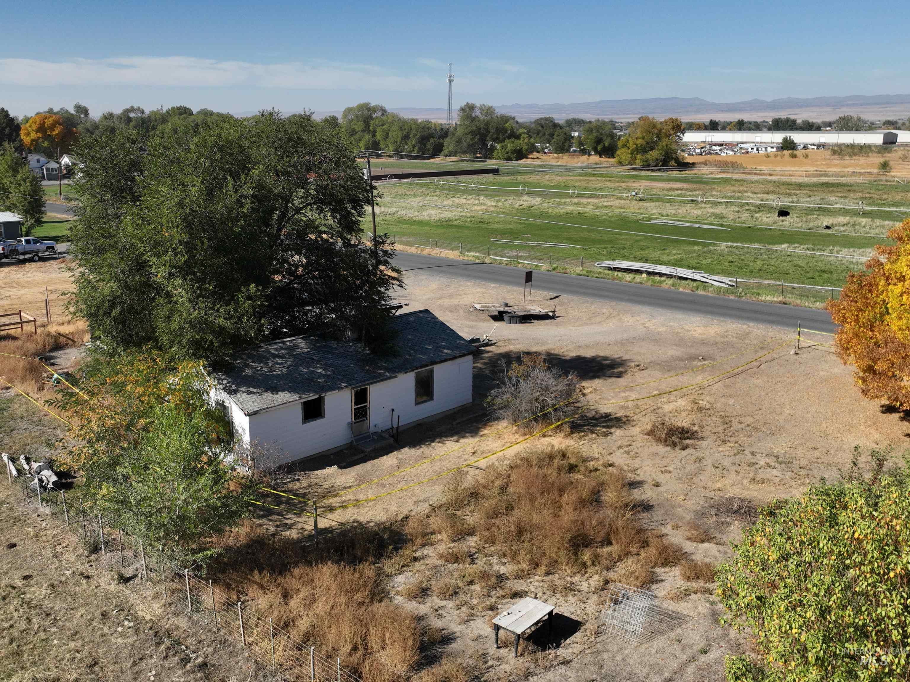 1973 E 1775 S, Gooding, Idaho 83330, 2 Bedrooms, 1 Bathroom, Residential For Sale, Price $120,000,MLS 98927115