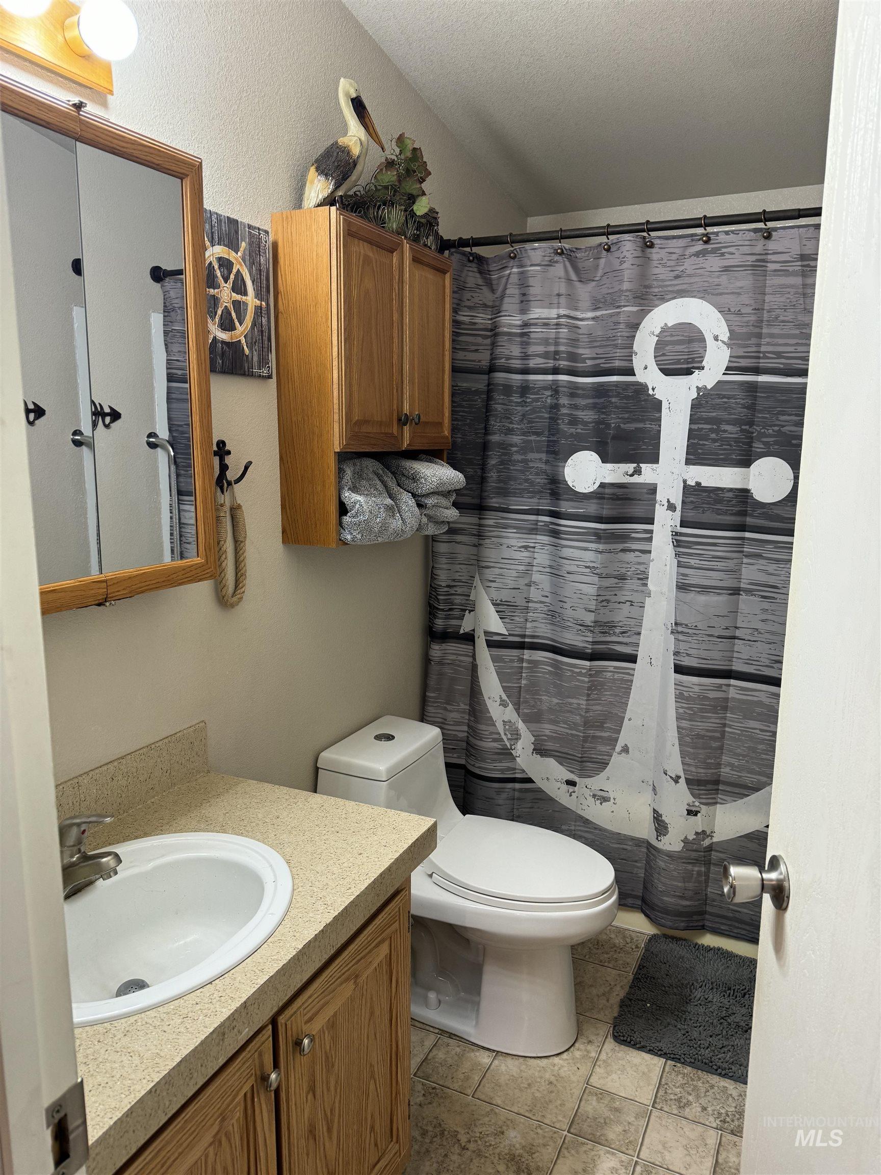 100 NW 16th S, Fruitland, Idaho 83619, 3 Bedrooms, 2 Bathrooms, Residential For Sale, Price $139,900, 98927162