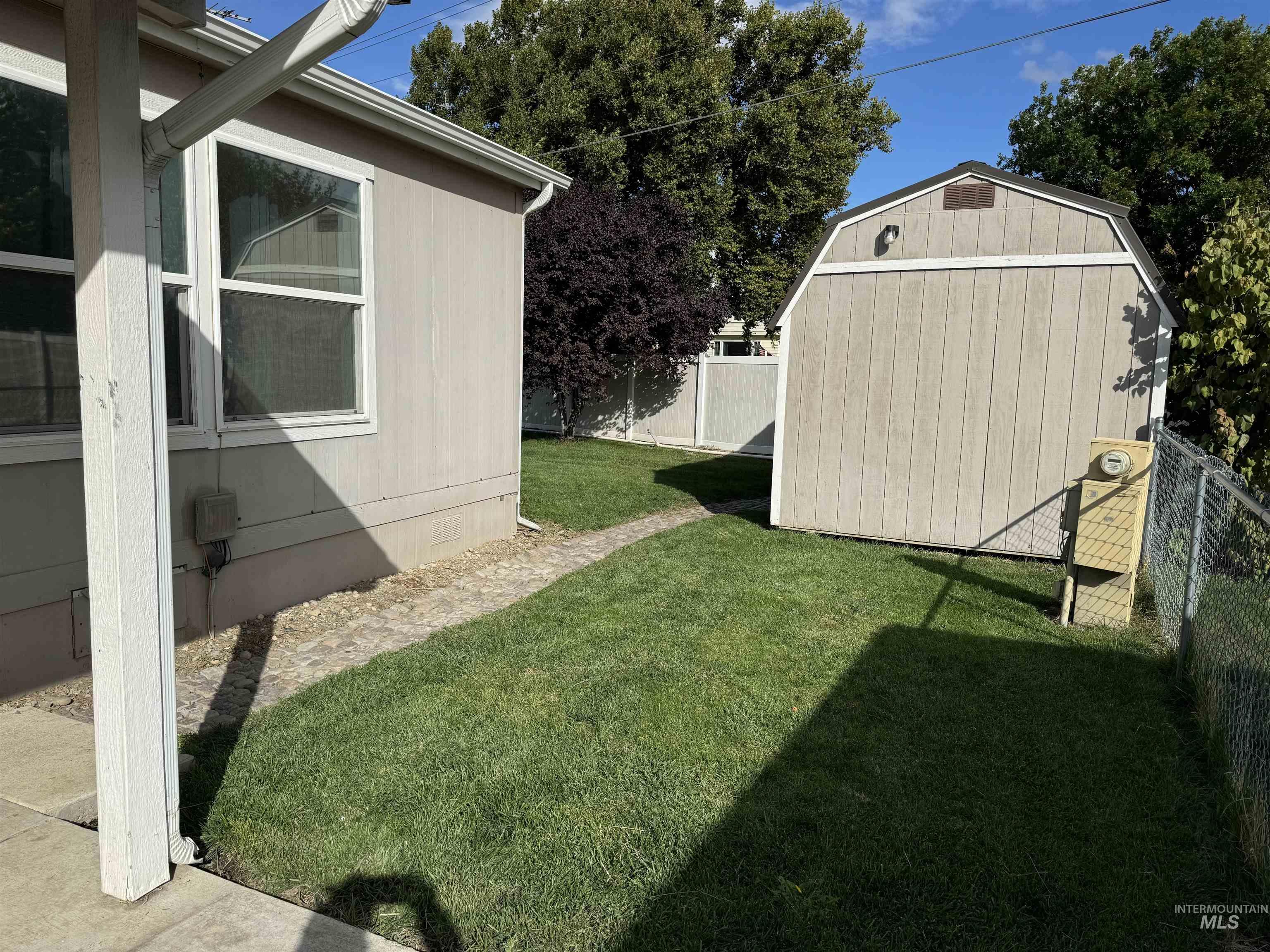 100 NW 16th S, Fruitland, Idaho 83619, 3 Bedrooms, 2 Bathrooms, Residential For Sale, Price $139,900, 98927162