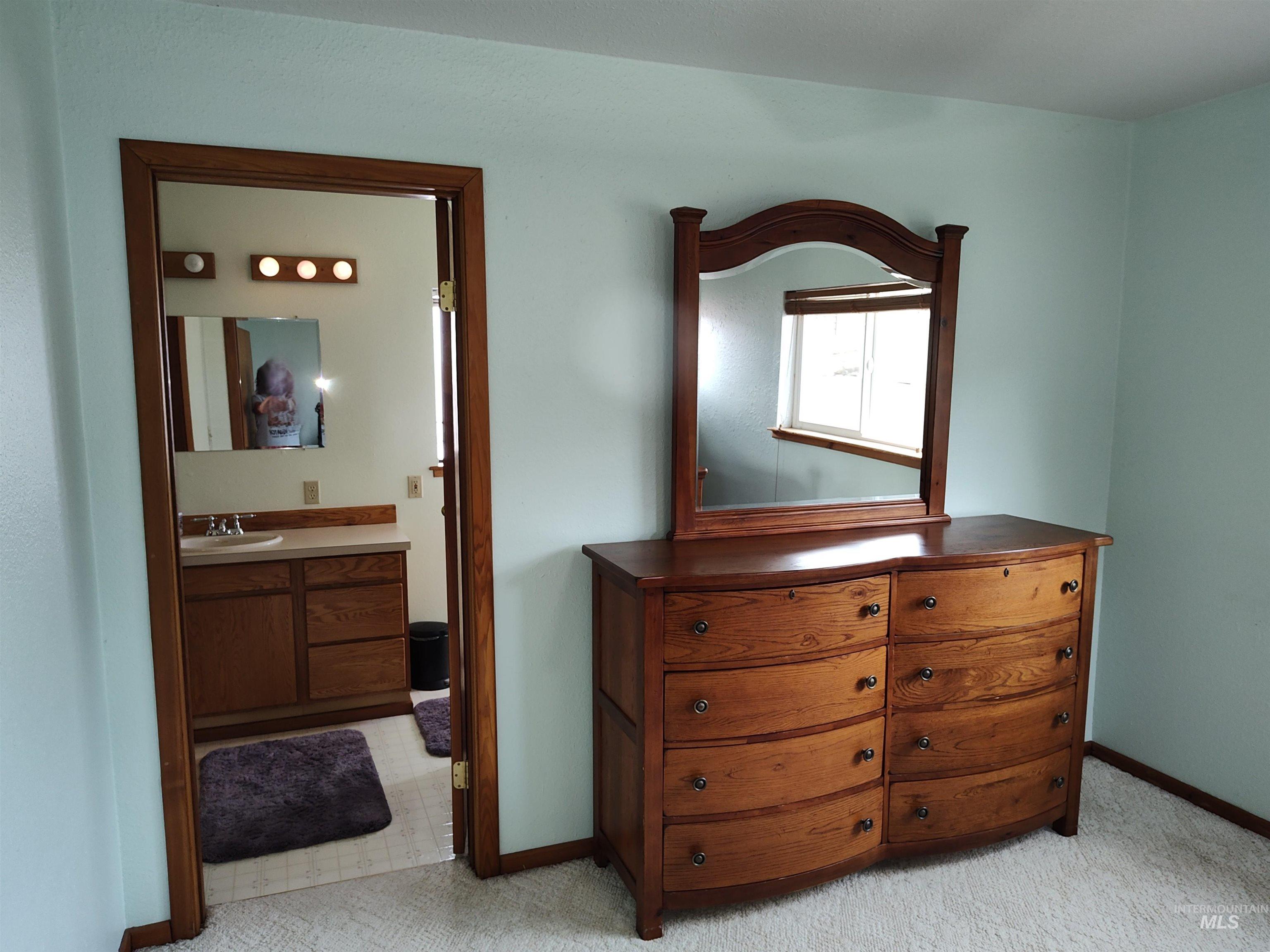 28 Red Barn Lane, Grangeville, Idaho 83530, 3 Bedrooms, 3 Bathrooms, Residential For Sale, Price $649,000, 98927294