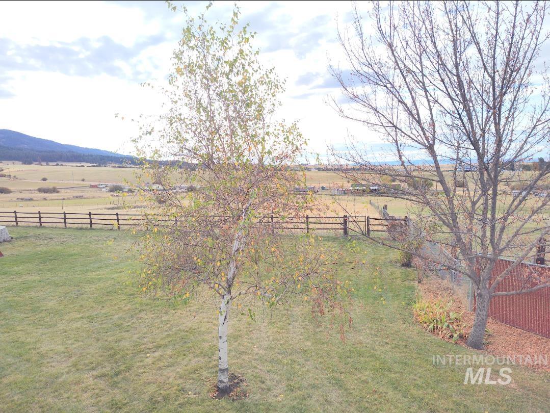 28 Red Barn Lane, Grangeville, Idaho 83530, 3 Bedrooms, 3 Bathrooms, Residential For Sale, Price $649,000,MLS 98927294