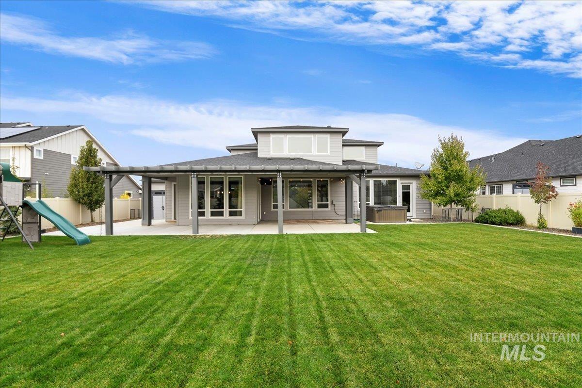 2521 E Lachlan St., Meridian, Idaho 83642, 5 Bedrooms, 3.5 Bathrooms, Residential For Sale, Price $1,150,000,MLS 98927522