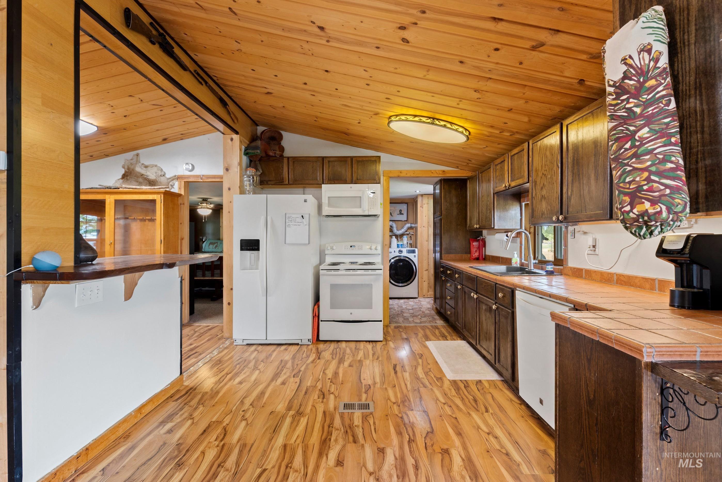 13752 Highway 55, McCall, Idaho 83638, 3 Bedrooms, 2 Bathrooms, Residential For Sale, Price $717,000,MLS 98927569