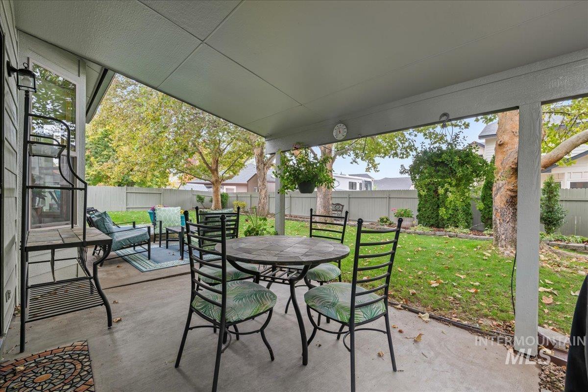 4265 N Marcliffe Ave, Boise, Idaho 83704, 4 Bedrooms, 2.5 Bathrooms, Residential For Sale, Price $599,900,MLS 98927596