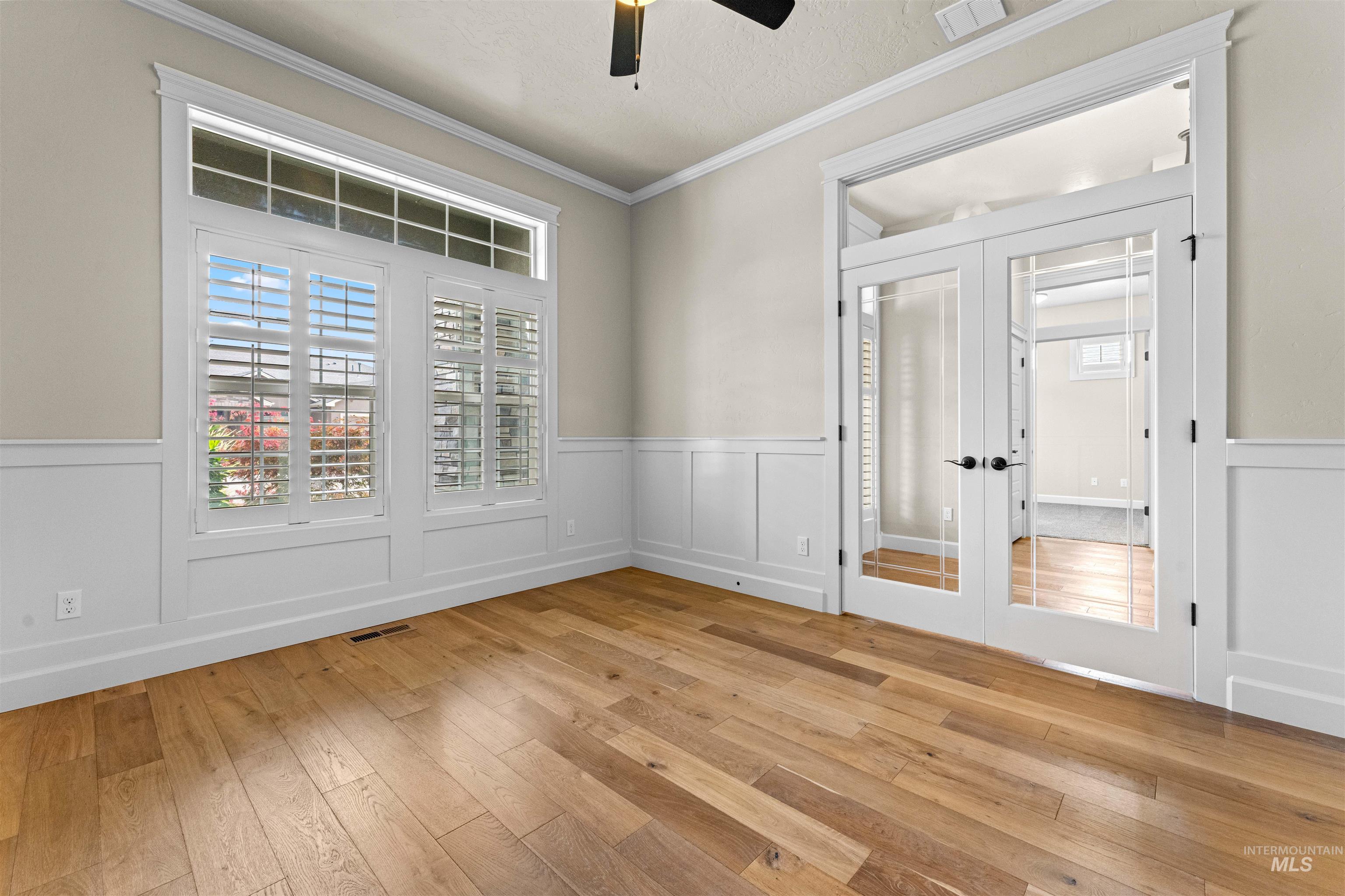 2039 N Finsbury Way, Star, Idaho 83669, 4 Bedrooms, 3.5 Bathrooms, Residential For Sale, Price $990,000, 98927640