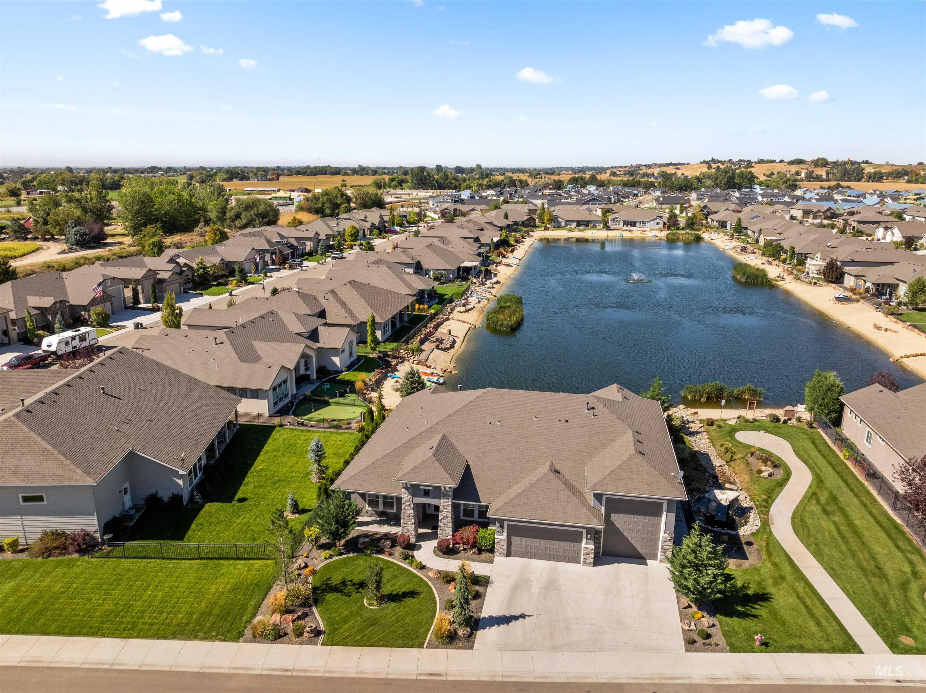 2039 N Finsbury Way, Star, Idaho 83669, 4 Bedrooms, 3.5 Bathrooms, Residential For Sale, Price $990,000, 98927640