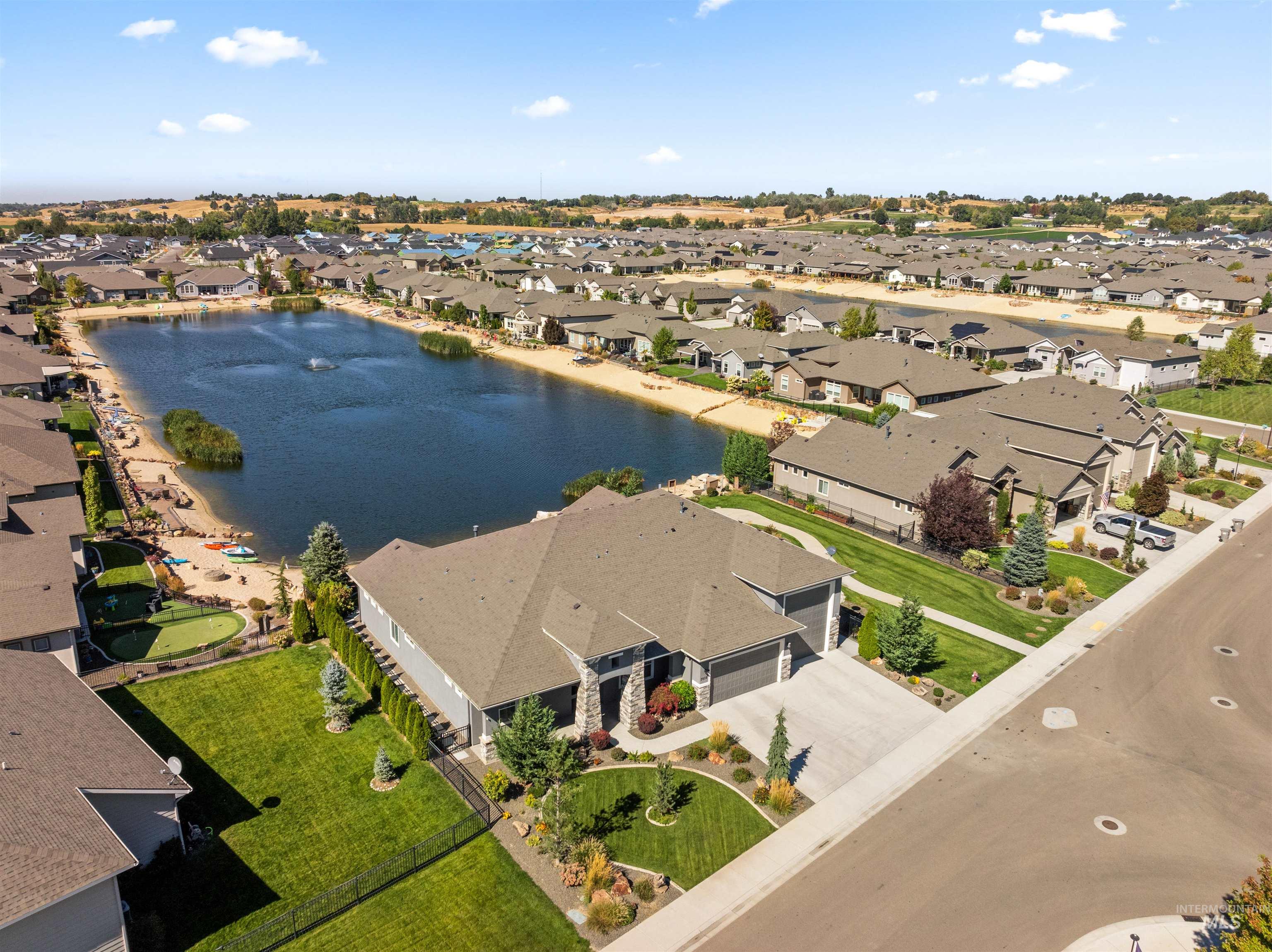 2039 N Finsbury Way, Star, Idaho 83669, 4 Bedrooms, 3.5 Bathrooms, Residential For Sale, Price $990,000, 98927640