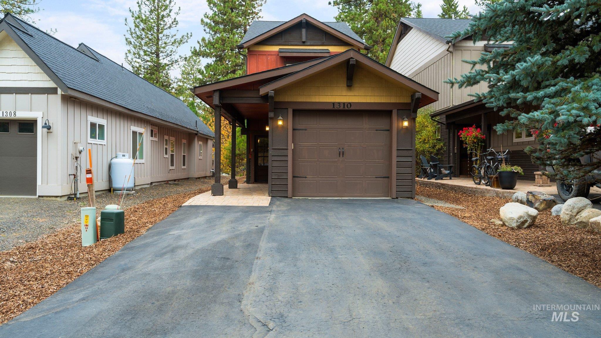 1310 Dawson, McCall, Idaho 83638, 3 Bedrooms, 3 Bathrooms, Residential For Sale, Price $749,900,MLS 98927776