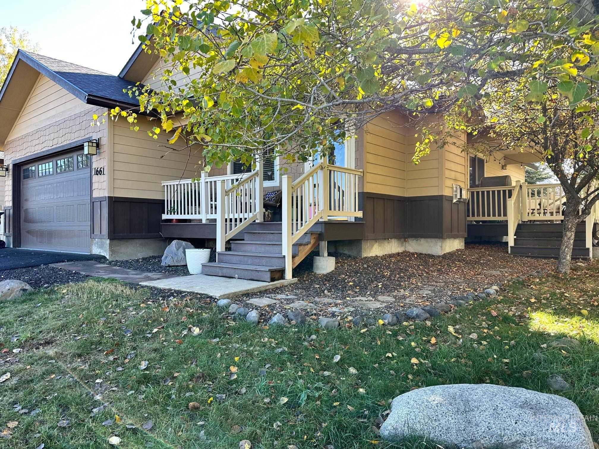 1661 Ginney Way, McCall, Idaho 83638, 3 Bedrooms, 2 Bathrooms, Residential For Sale, Price $620,000,MLS 98927777