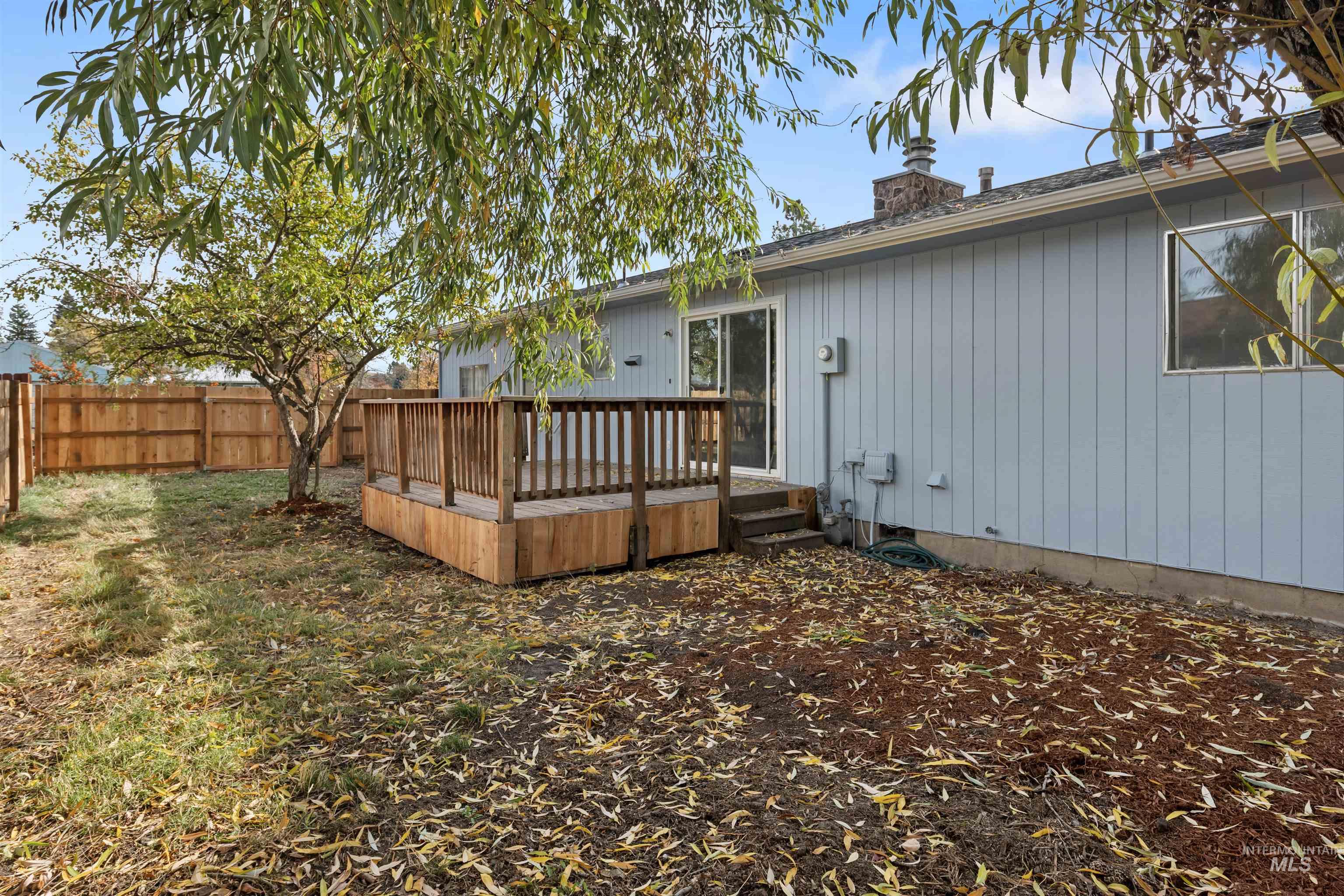 2020 E F St., Moscow, Idaho 83843, 2 Bedrooms, 2 Bathrooms, Residential For Sale, Price $369,000,MLS 98927819