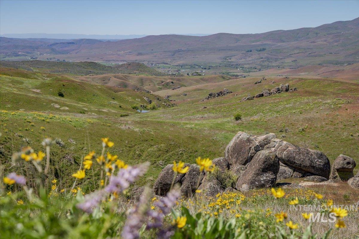 277 acres Timber Butte Rd, Sweet, Idaho 83670, Farm & Ranch For Sale, Price $1,700,000, 98927880