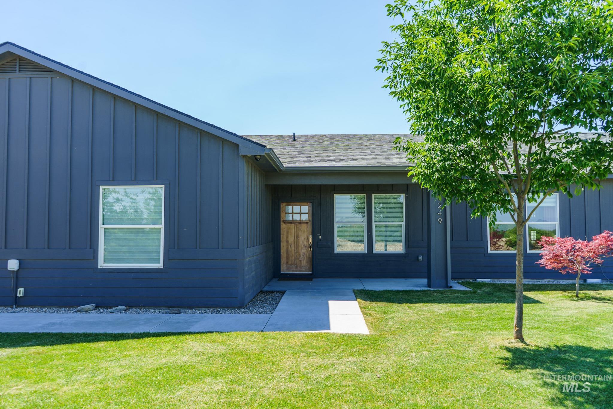 7249 Mcdermott Rd, Kuna, Idaho 83634-1501, 4 Bedrooms, 2.5 Bathrooms, Residential For Sale, Price $787,000,MLS 98928014