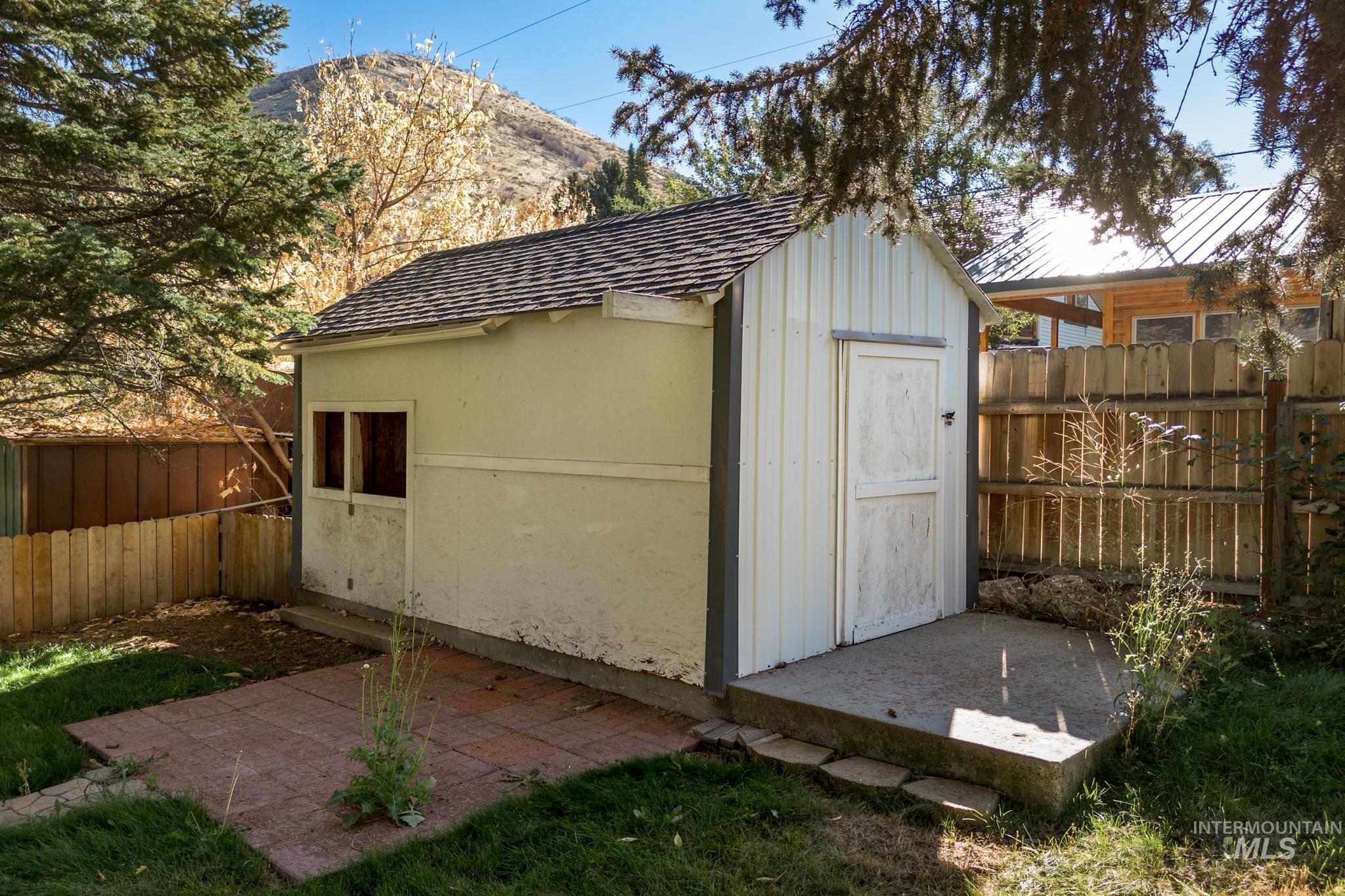 133 W Booth St, Lava Hot Springs, Idaho 83246, 3 Bedrooms, 2 Bathrooms, Residential For Sale, Price $349,900,MLS 98928150