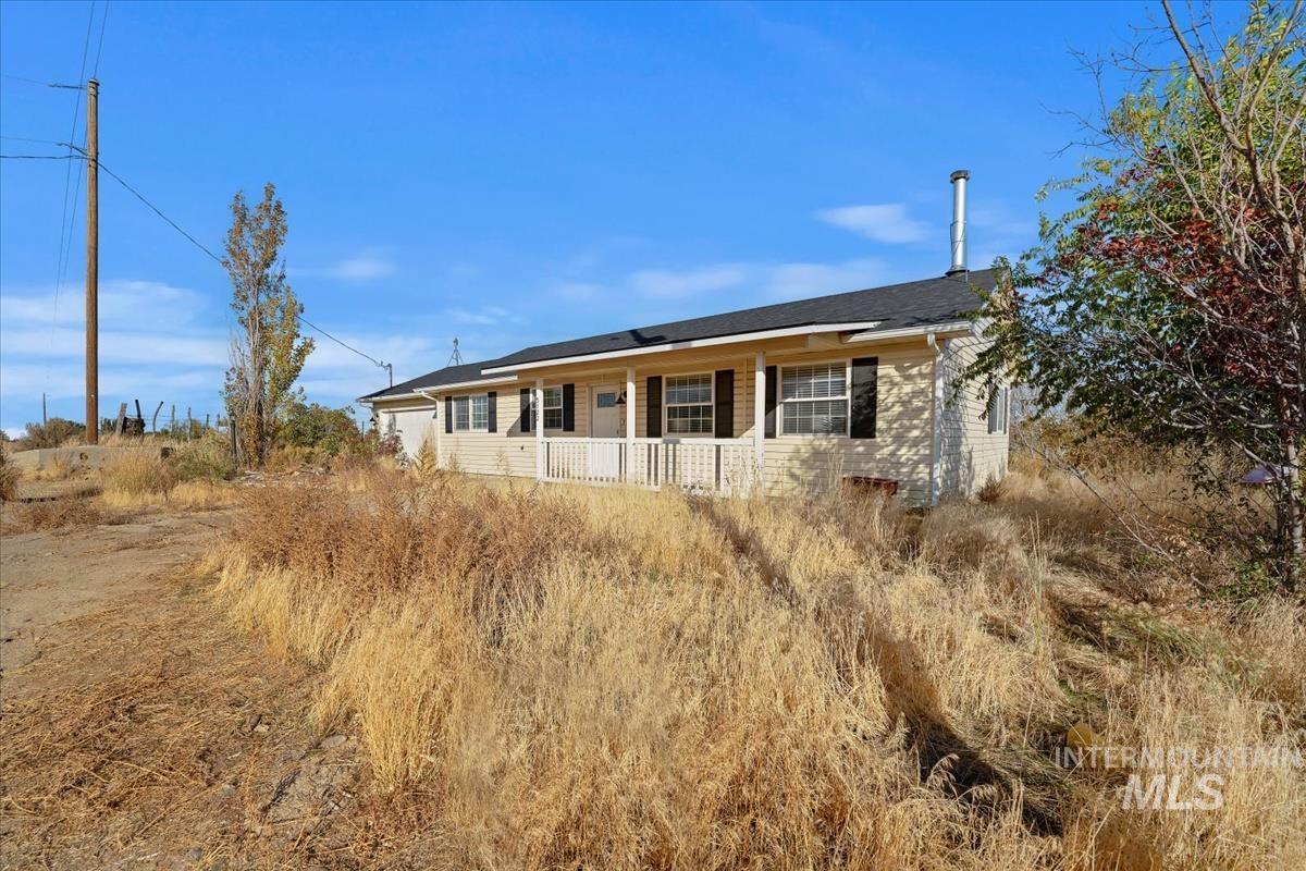 5122 Sage Rd, Homedale, Idaho 83628, 2 Bedrooms, 2 Bathrooms, Residential For Sale, Price $449,900,MLS 98928155