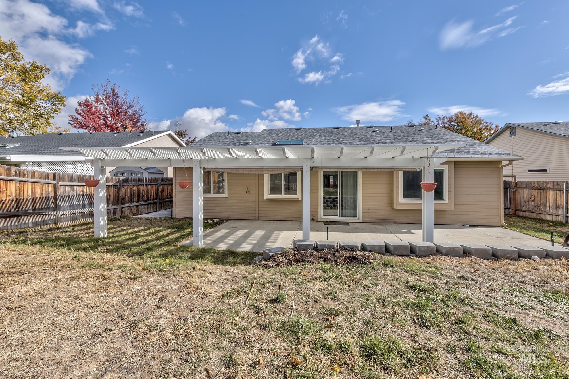 5647 Flax Place, Boise, Idaho 83716, 3 Bedrooms, 2 Bathrooms, Residential For Sale, Price $424,900,MLS 98928518