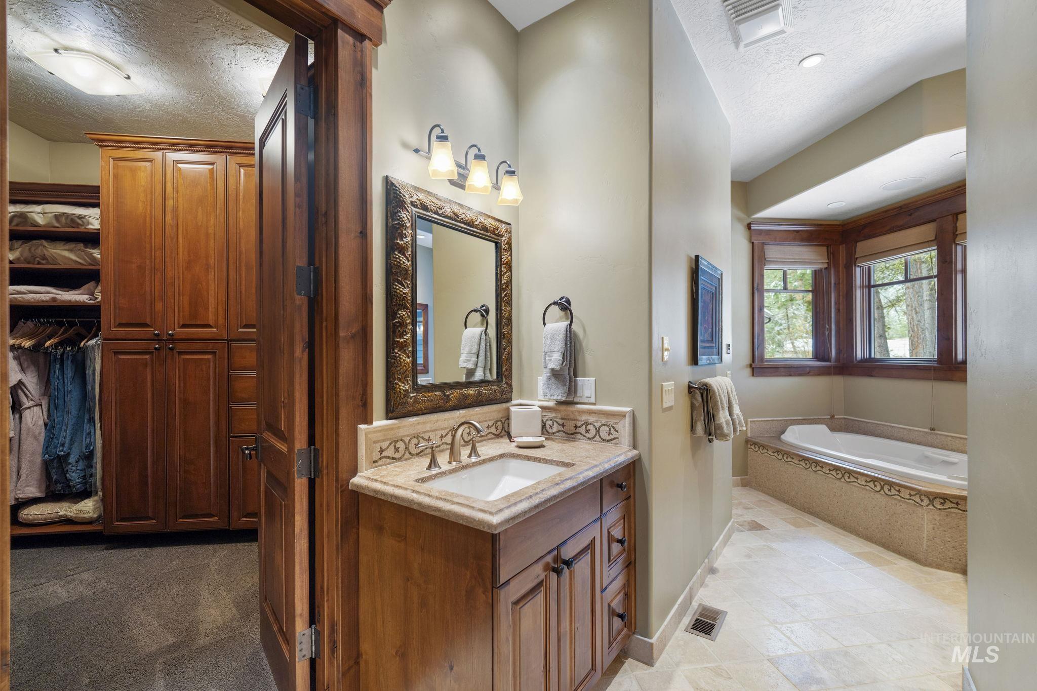 791 Discovery Drive, Donnelly, Idaho 83615, 4 Bedrooms, 3.5 Bathrooms, Residential For Sale, Price $2,900,000, 98928525