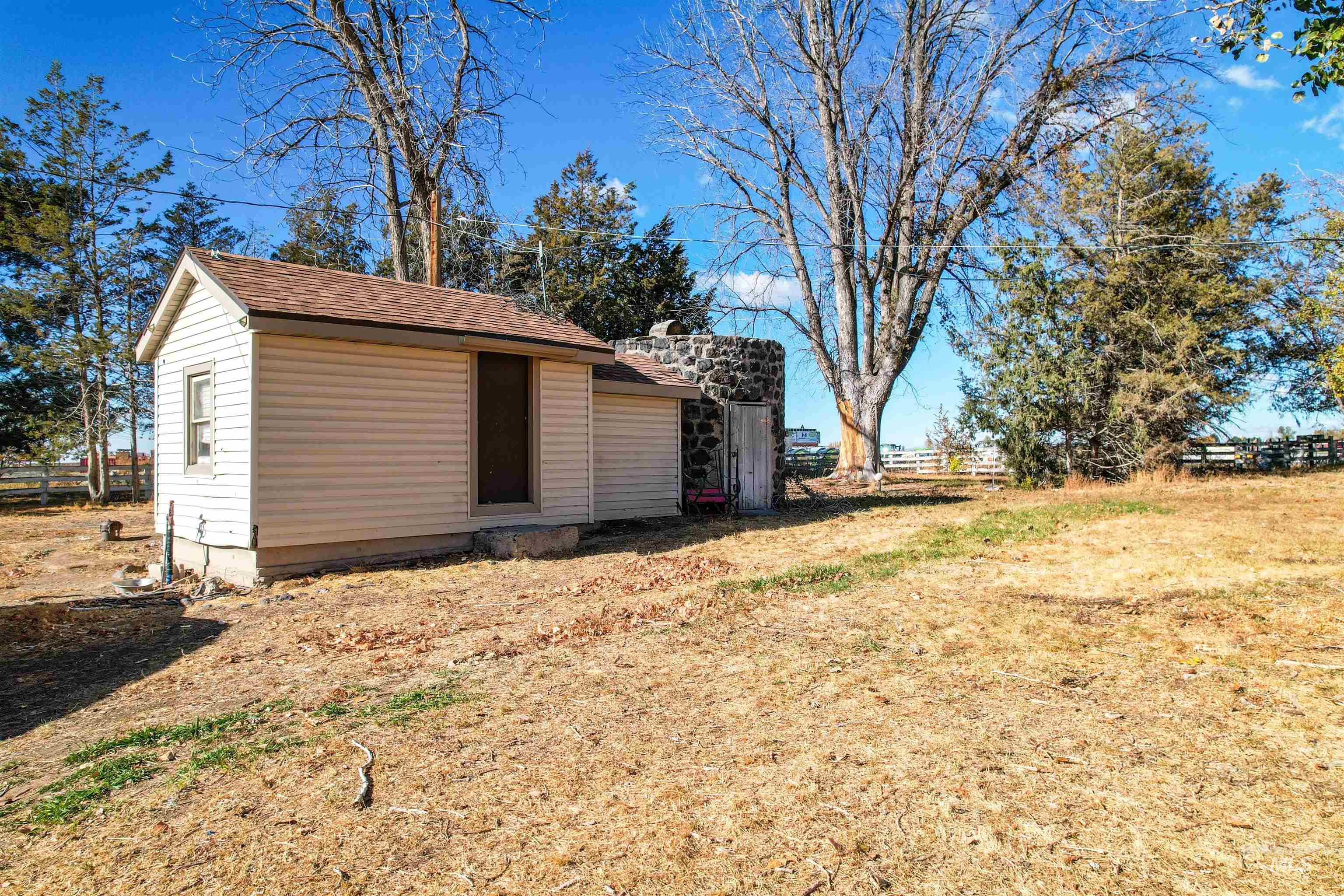 35 N 200 W, Jerome, Idaho 83338, 3 Bedrooms, 2 Bathrooms, Residential For Sale, Price $399,000,MLS 98928527