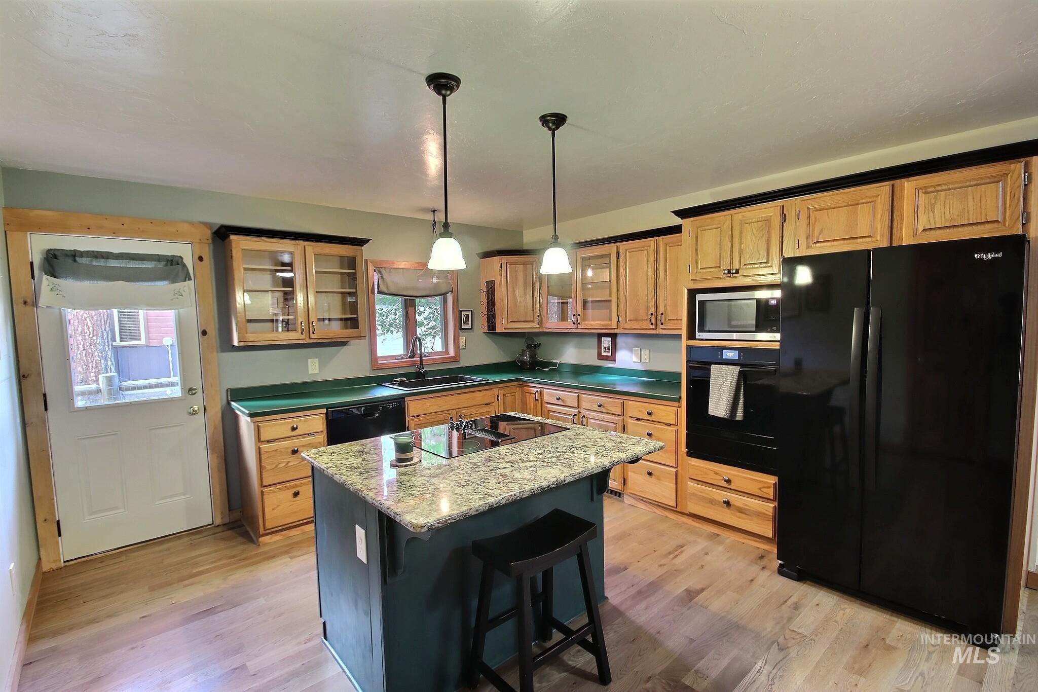 935 Lick Creek Road, McCall, Idaho 83638, 3 Bedrooms, 3 Bathrooms, Residential For Sale, Price $887,500,MLS 98928599