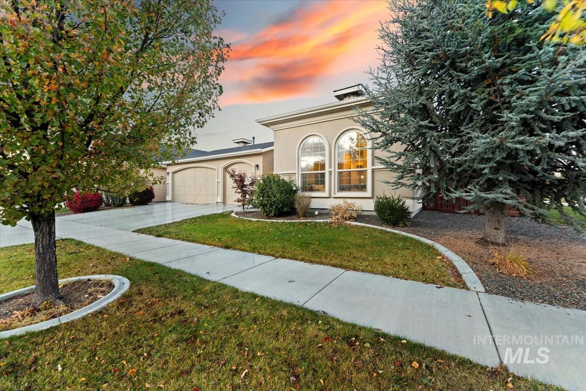 10814 W Alfina Dr., Boise, Idaho 83709, 4 Bedrooms, 3 Bathrooms, Residential For Sale, Price $649,900,MLS 98928652