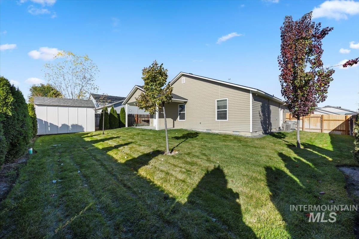 11743 Altamont St, Caldwell, Idaho 83605, 3 Bedrooms, 2 Bathrooms, Residential For Sale, Price $335,000,MLS 98928752