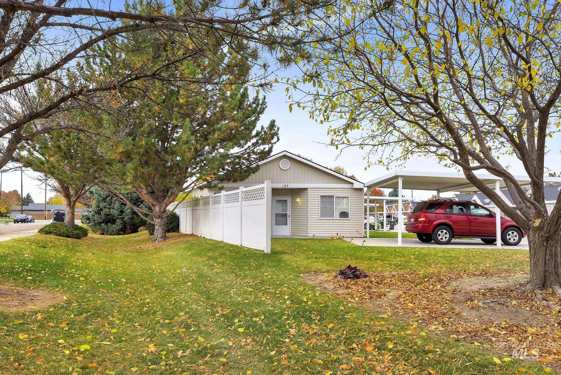 105 E Waterbury Ln, Meridian, Idaho 83646, 2 Bedrooms, 2 Bathrooms, Residential For Sale, Price $299,900,MLS 98928767