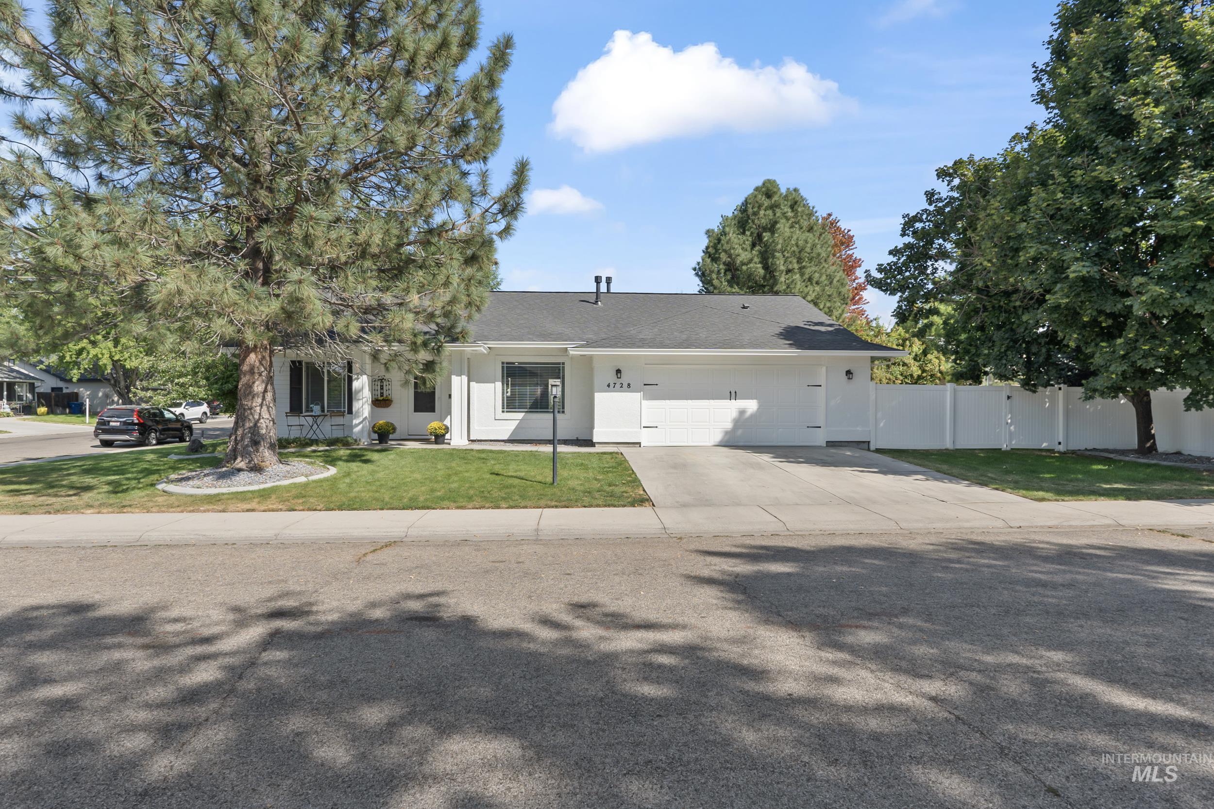 4728 N Draft Ave, Boise, Idaho 83713, 3 Bedrooms, 2 Bathrooms, Residential For Sale, Price $450,000,MLS 98928846