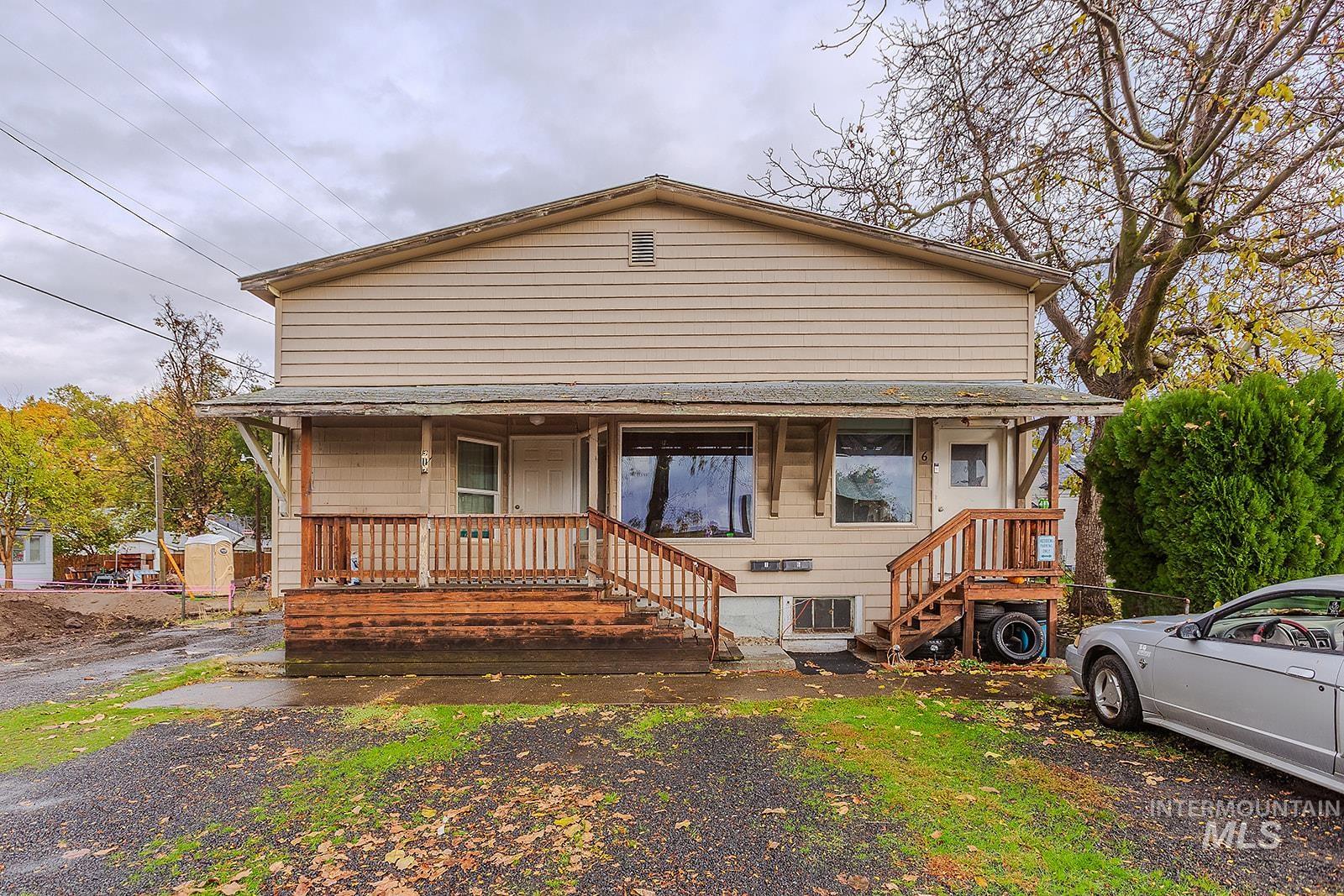 1303 10th Avenue, Lewiston, Idaho 83501, 2 Bedrooms, 1 Bathroom, Residential Income For Sale, Price $599,000,MLS 98928916