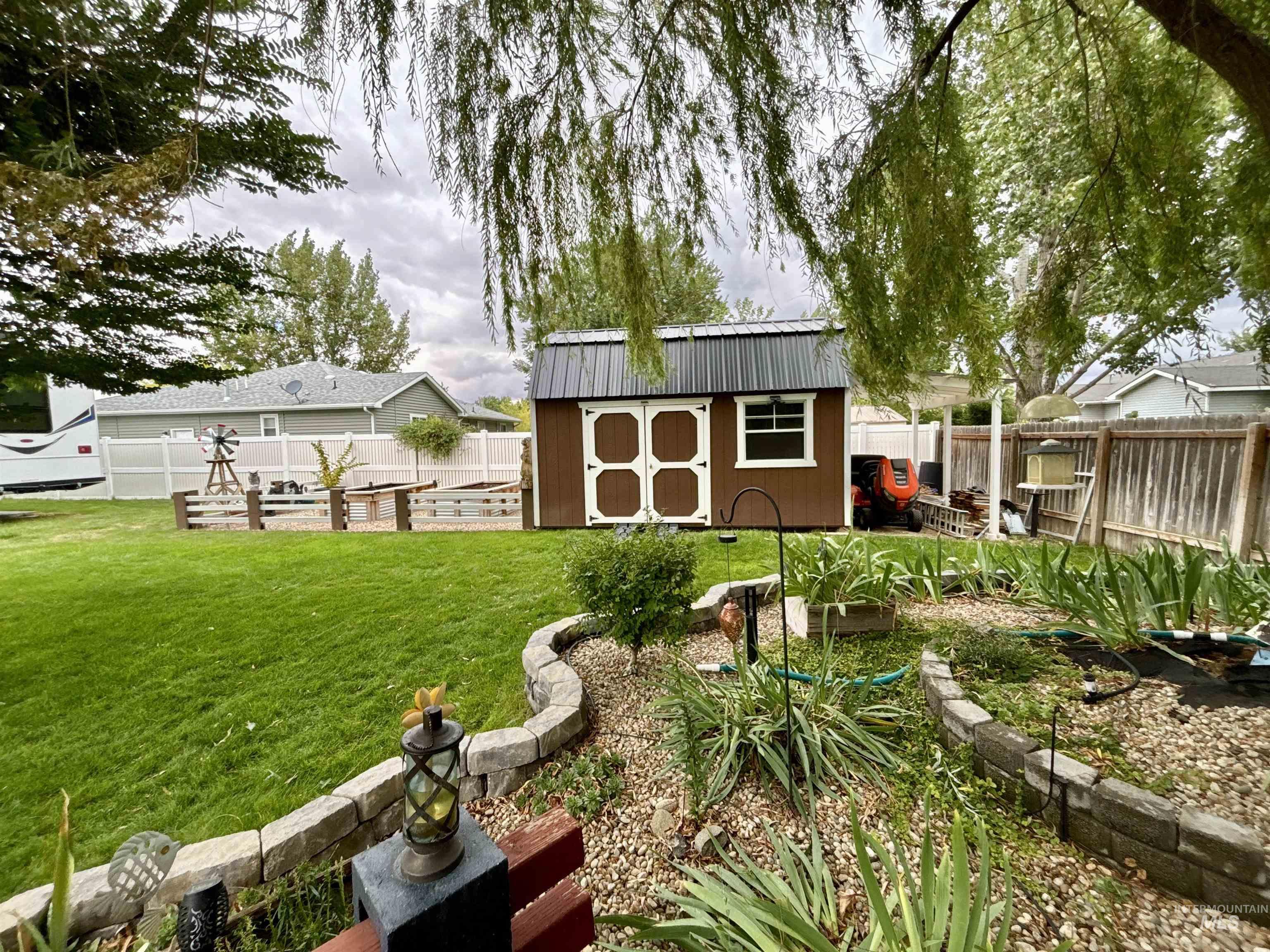 1410 Lara Place, Mountain Home, Idaho 83647, 4 Bedrooms, 2.5 Bathrooms, Residential For Sale, Price $399,900,MLS 98928933