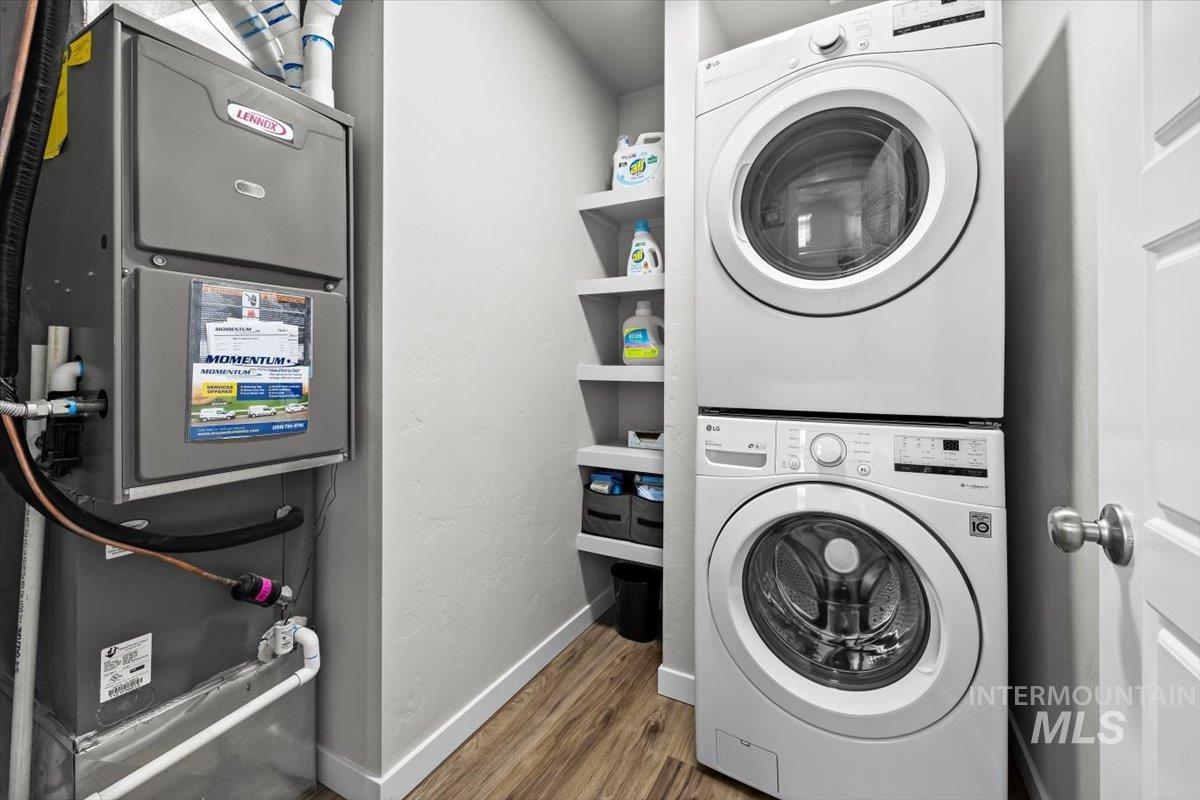 960 Nautilus Way, Boise, Idaho 83709, 2 Bedrooms, 1.5 Bathrooms, Residential For Sale, Price $389,900, 98929117