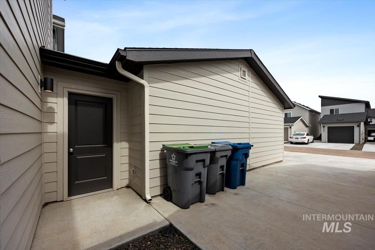 960 Nautilus Way, Boise, Idaho 83709, 2 Bedrooms, 1.5 Bathrooms, Residential For Sale, Price $436,500,MLS 98929117