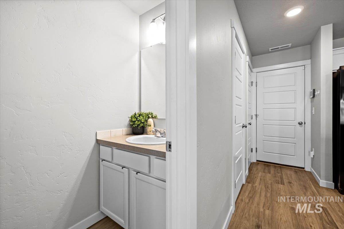 960 Nautilus Way, Boise, Idaho 83709, 2 Bedrooms, 1.5 Bathrooms, Residential For Sale, Price $389,900, 98929117