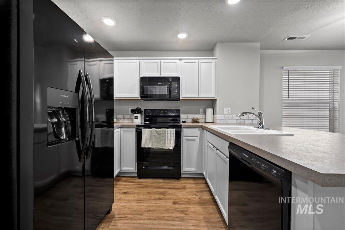 960 Nautilus Way, Boise, Idaho 83709, 2 Bedrooms, 1.5 Bathrooms, Residential For Sale, Price $389,900, 98929117