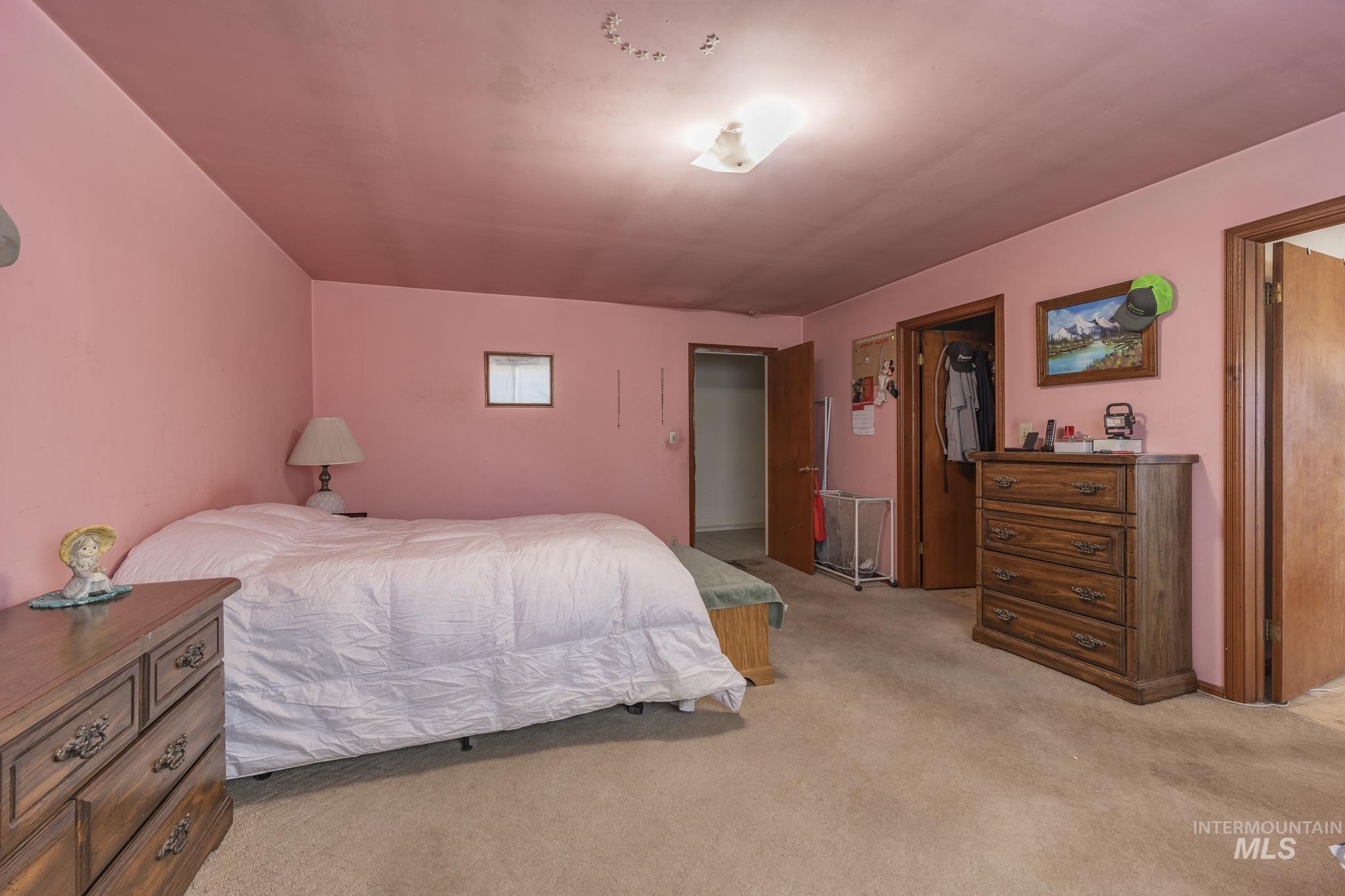 702 N D Street, Grangeville, Idaho 83530, 4 Bedrooms, 3 Bathrooms, Residential For Sale, Price $699,000, 98929190