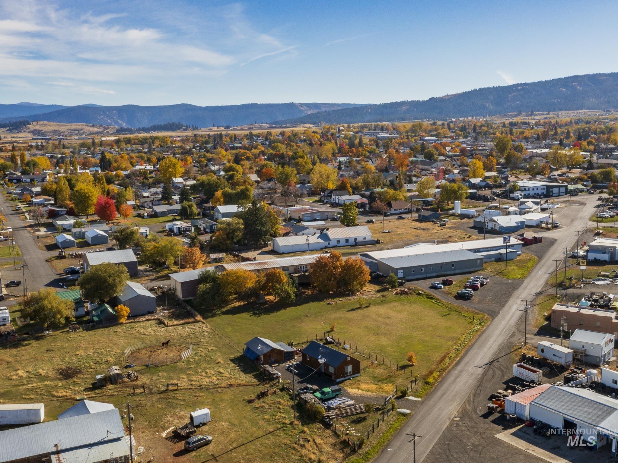 702 N D Street, Grangeville, Idaho 83530, 4 Bedrooms, 3 Bathrooms, Residential For Sale, Price $699,000, 98929190