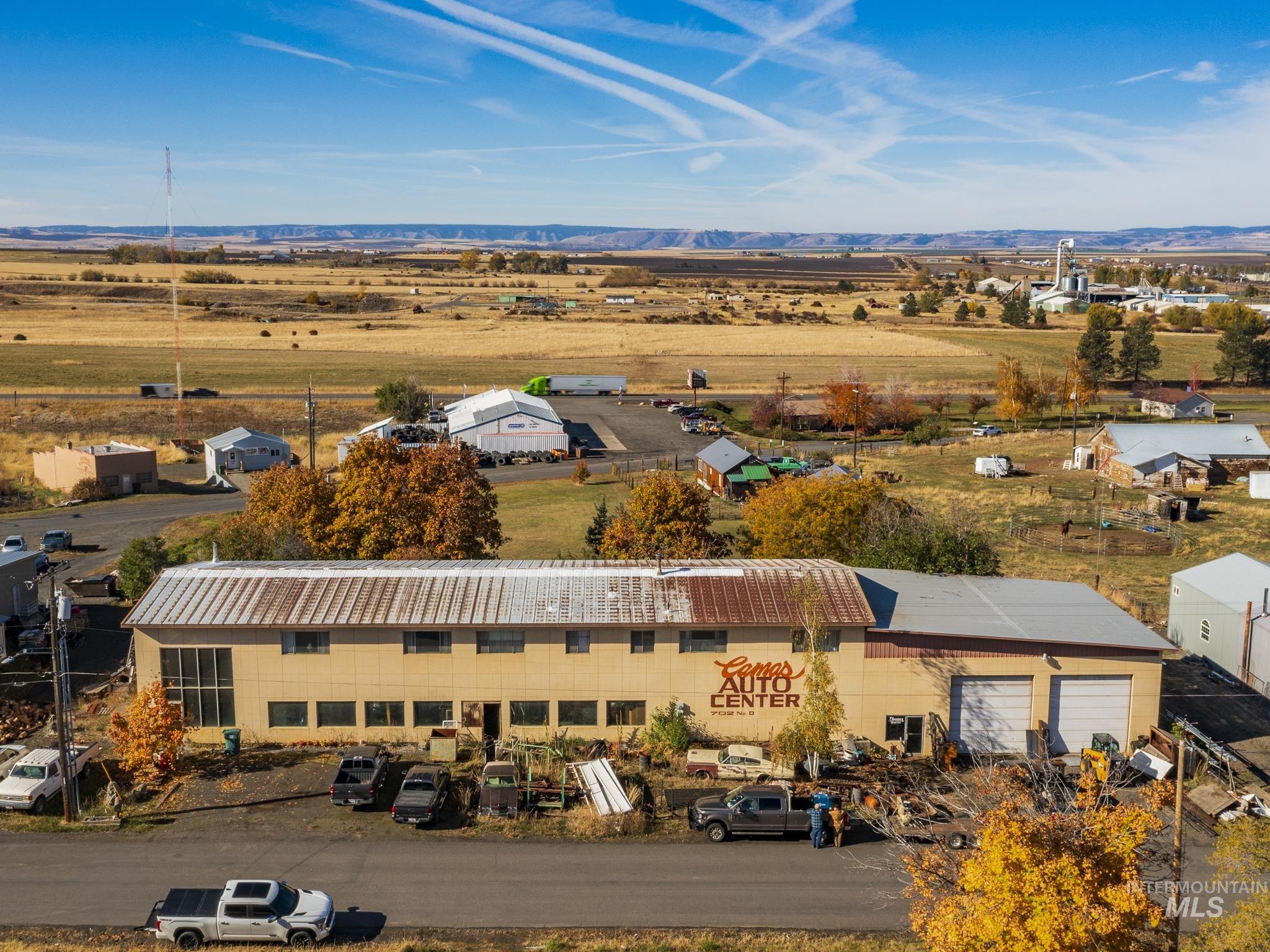 702 N D Street, Grangeville, Idaho 83530, 4 Bedrooms, 3 Bathrooms, Residential For Sale, Price $699,000, 98929190