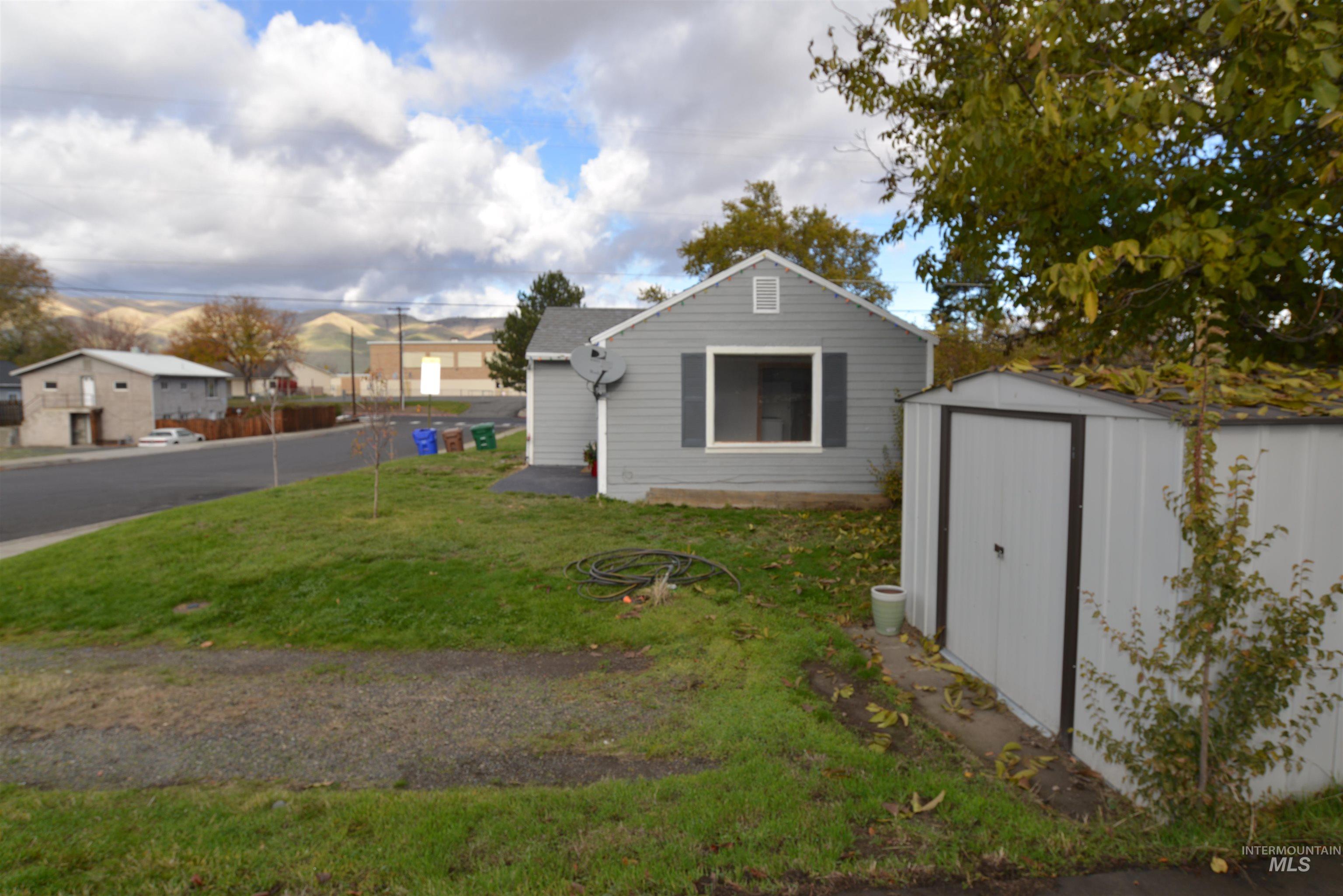 1007 19th Street, Lewiston, Idaho 83501, 1 Bedroom, 1 Bathroom, Residential For Sale, Price $175,000,MLS 98929226