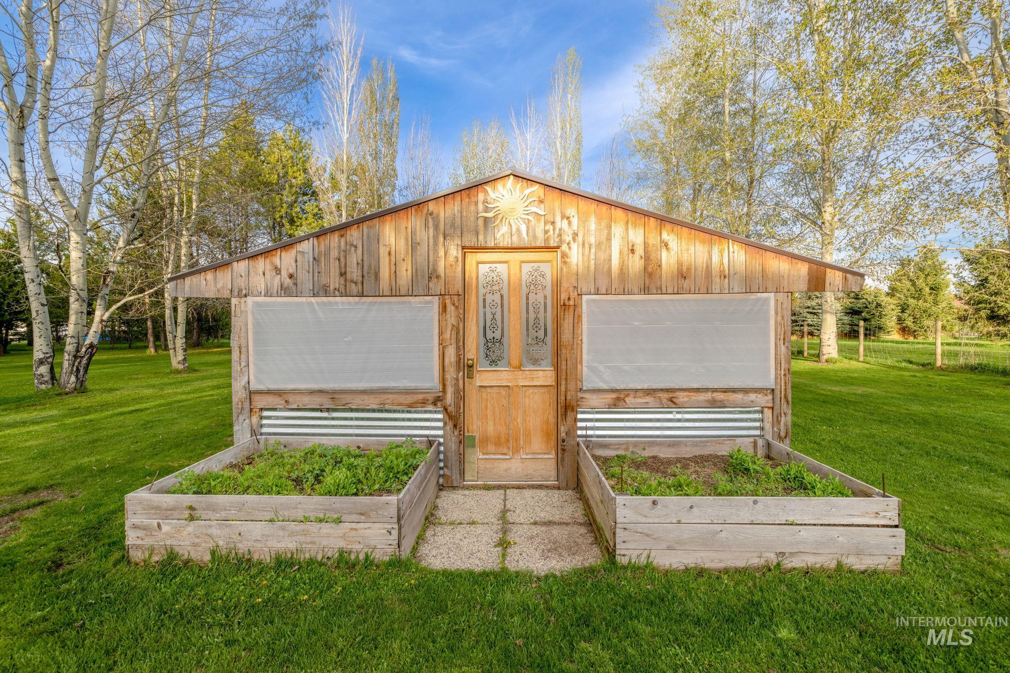 12954 Upland Rd, Donnelly, Idaho 83615, 3 Bedrooms, 2 Bathrooms, Residential For Sale, Price $639,900,MLS 98929322