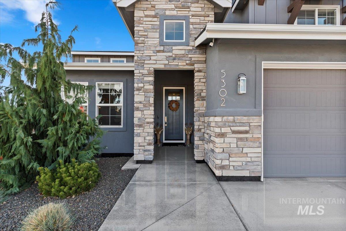 5302 S Montague Way, Meridian, Idaho 83642, 5 Bedrooms, 4 Bathrooms, Residential For Sale, Price $997,500,MLS 98929337