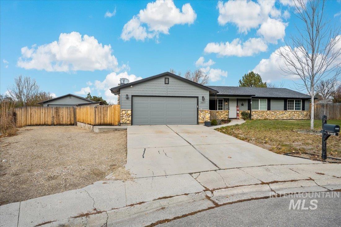 3477 S Sommerset Way, Boise, Idaho 84709, 3 Bedrooms, 2 Bathrooms, Residential For Sale, Price $549,000,MLS 98929427