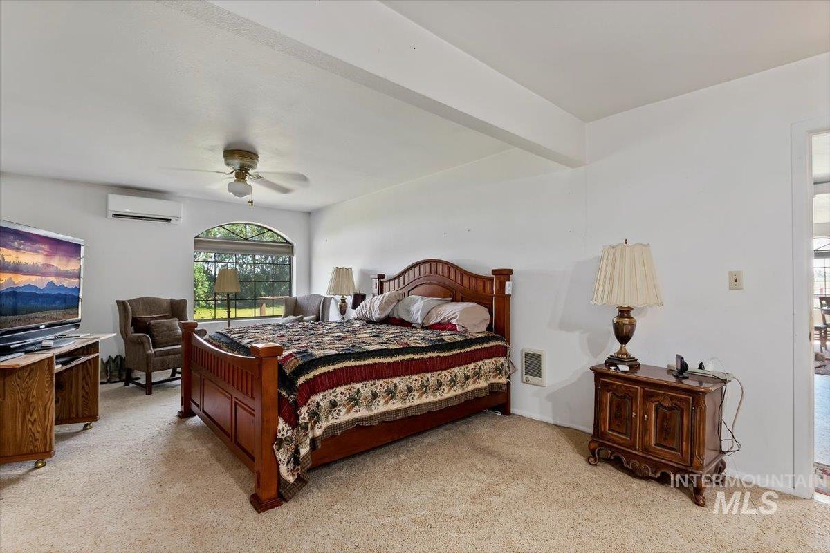 1289 E 2350 S, Bliss, Idaho 83314-5118, 4 Bedrooms, 3 Bathrooms, Residential For Sale, Price $989,000, 98929489